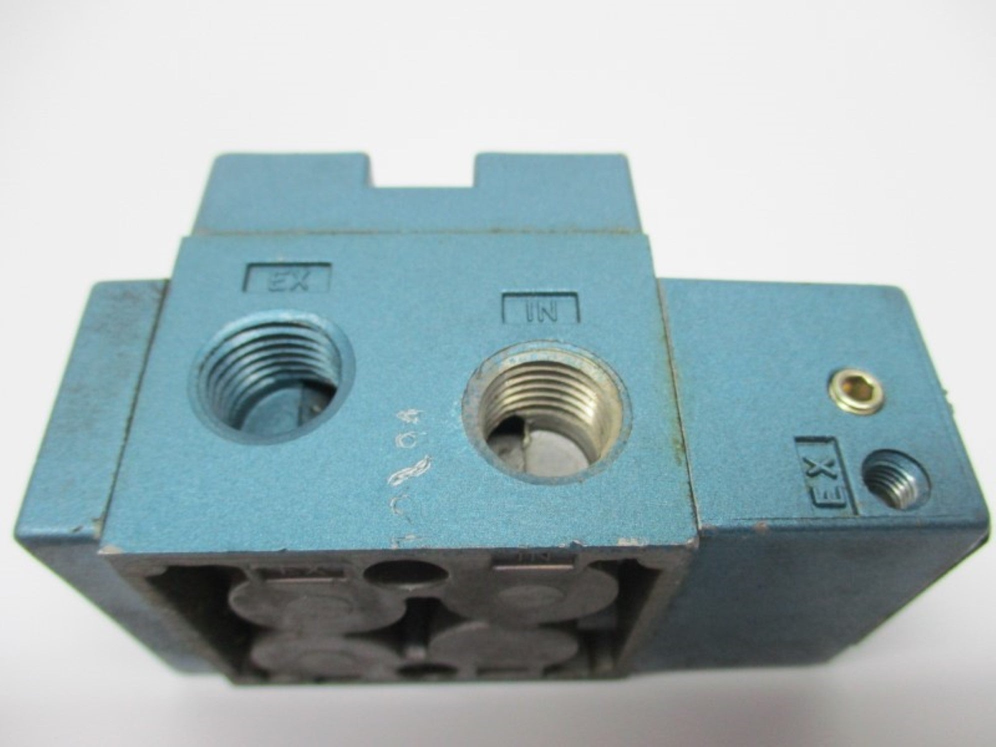 MAC 712C-12-PI-111CA 120V UNMP