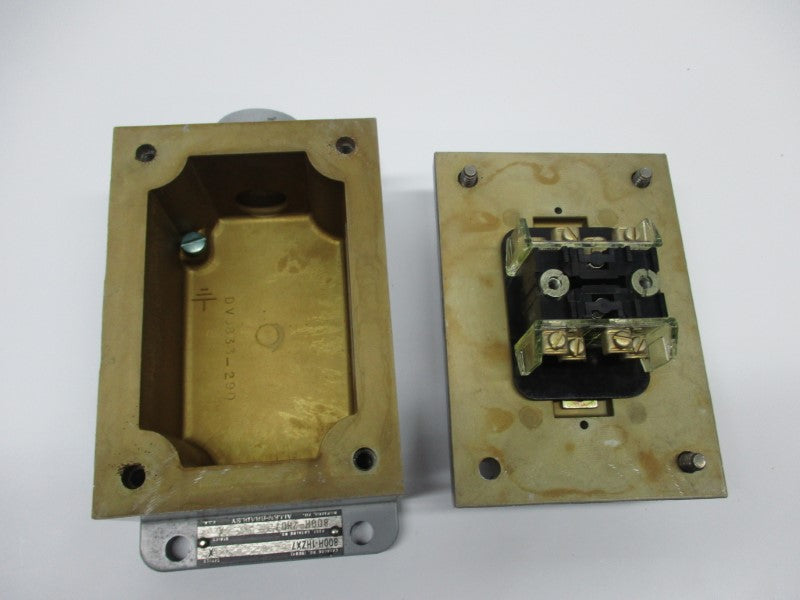 ALLEN BRADLEY 800H-2HD7 SER. X (AS PICTURED) NSNP