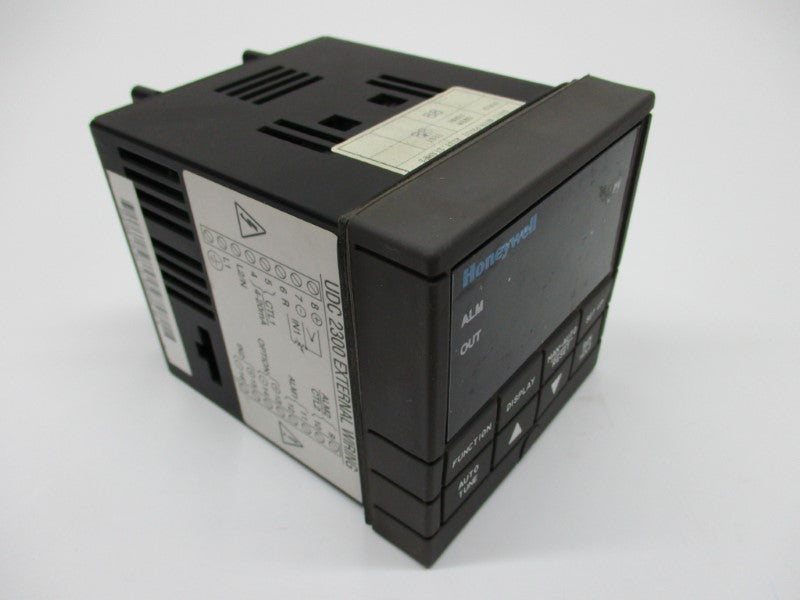 HONEYWELL DC230B-CO-0A-10-000P000-00-0 UNMP