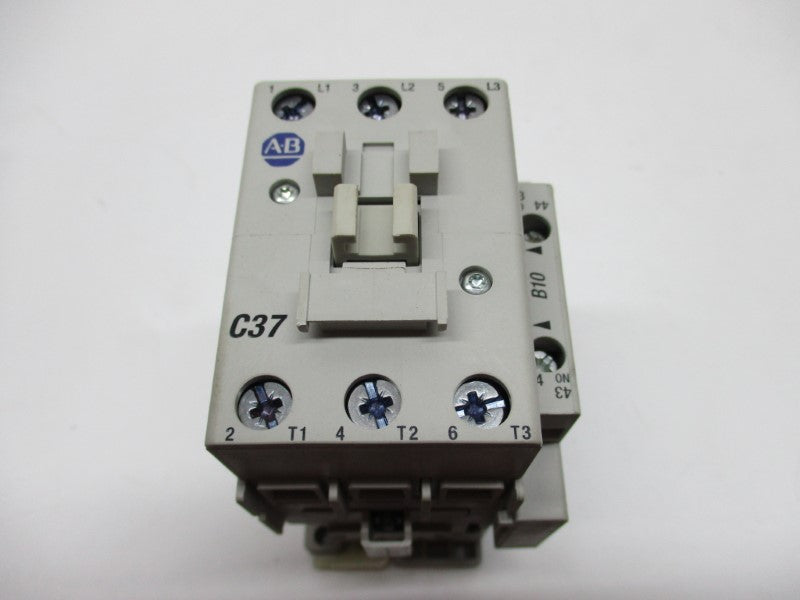ALLEN BRADLEY 100-C37D10 SER. C 120V NSMP