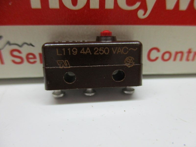 HONEYWELL 11SM701-T 250VAC NSNP