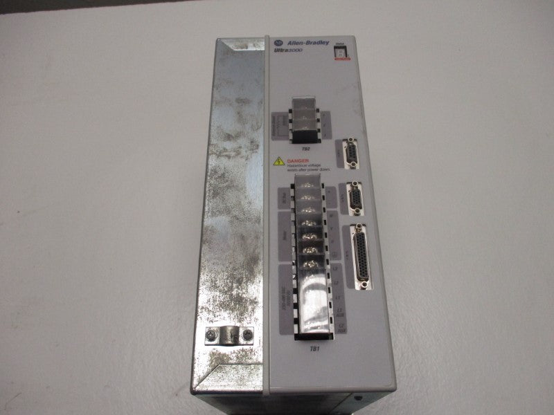 ALLEN BRADLEY 2098-DSD-HV050 SER. B F/W 1.60  REMAN