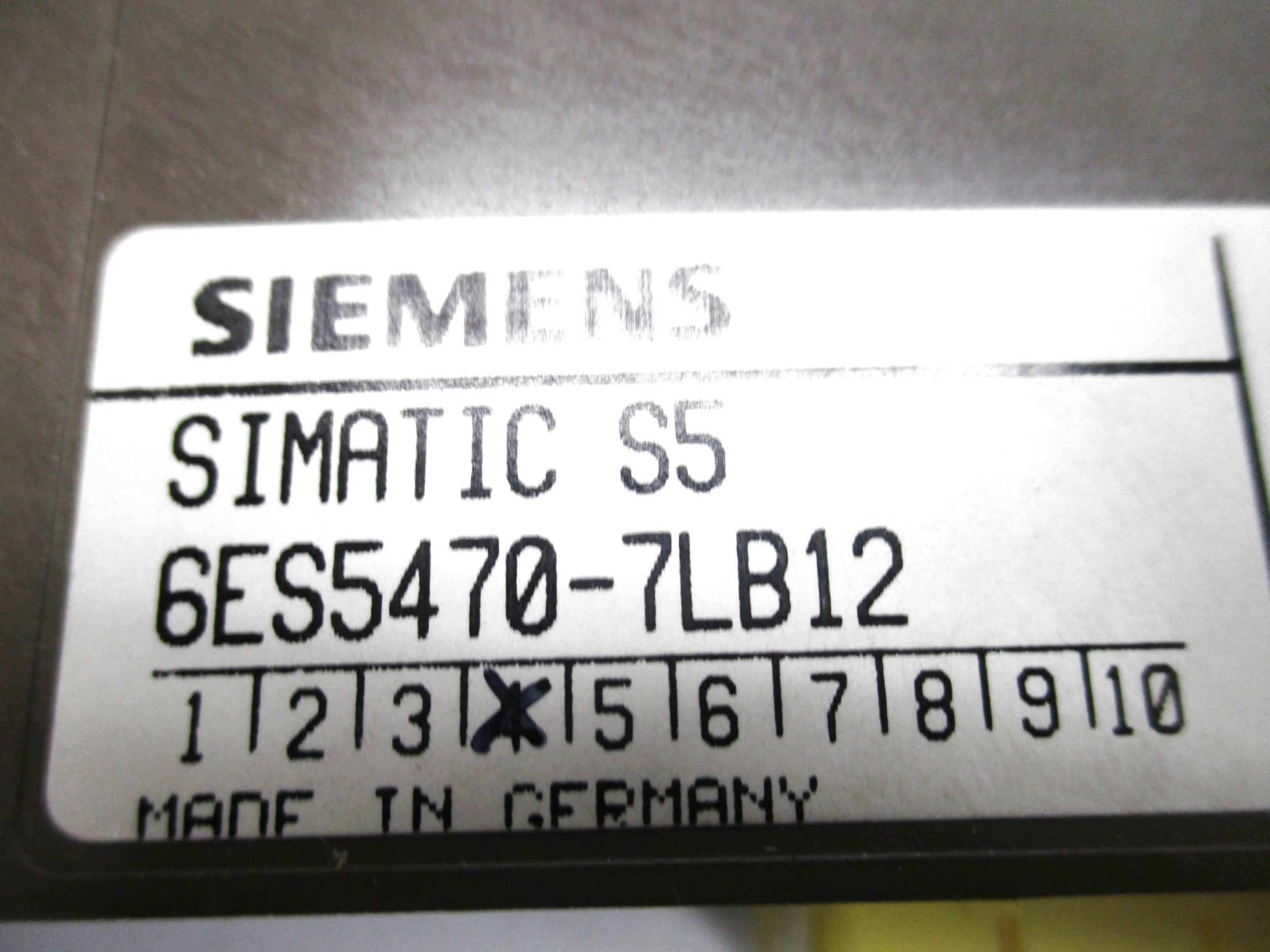SIEMENS 6ES5470-7LB12 UNMP