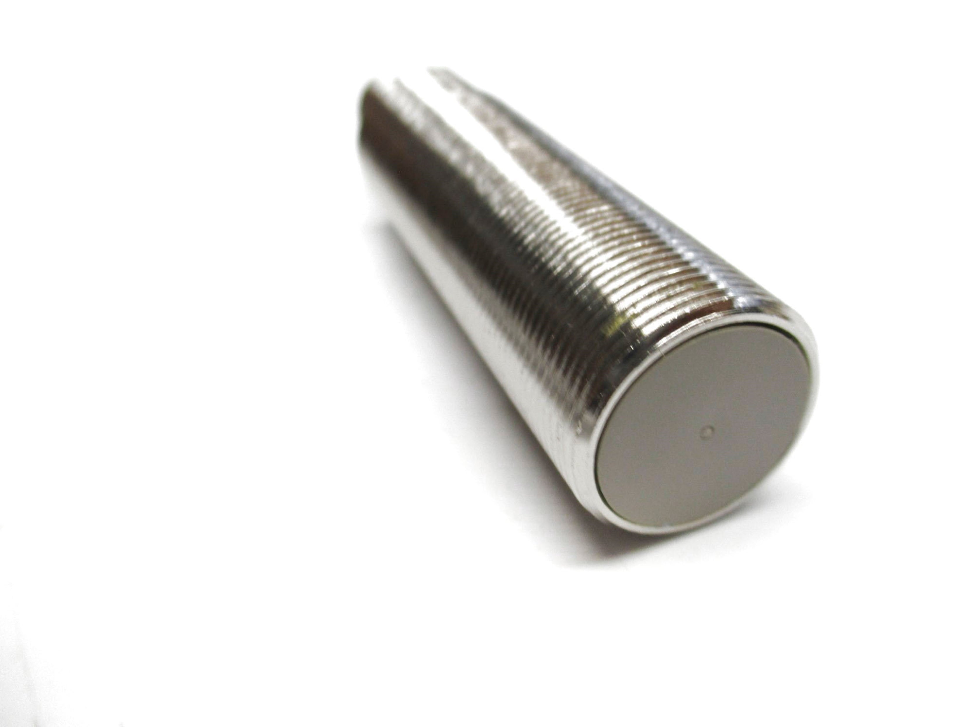 OMRON E2E2-X5B1-M1 (AS PICTURED) NSNP