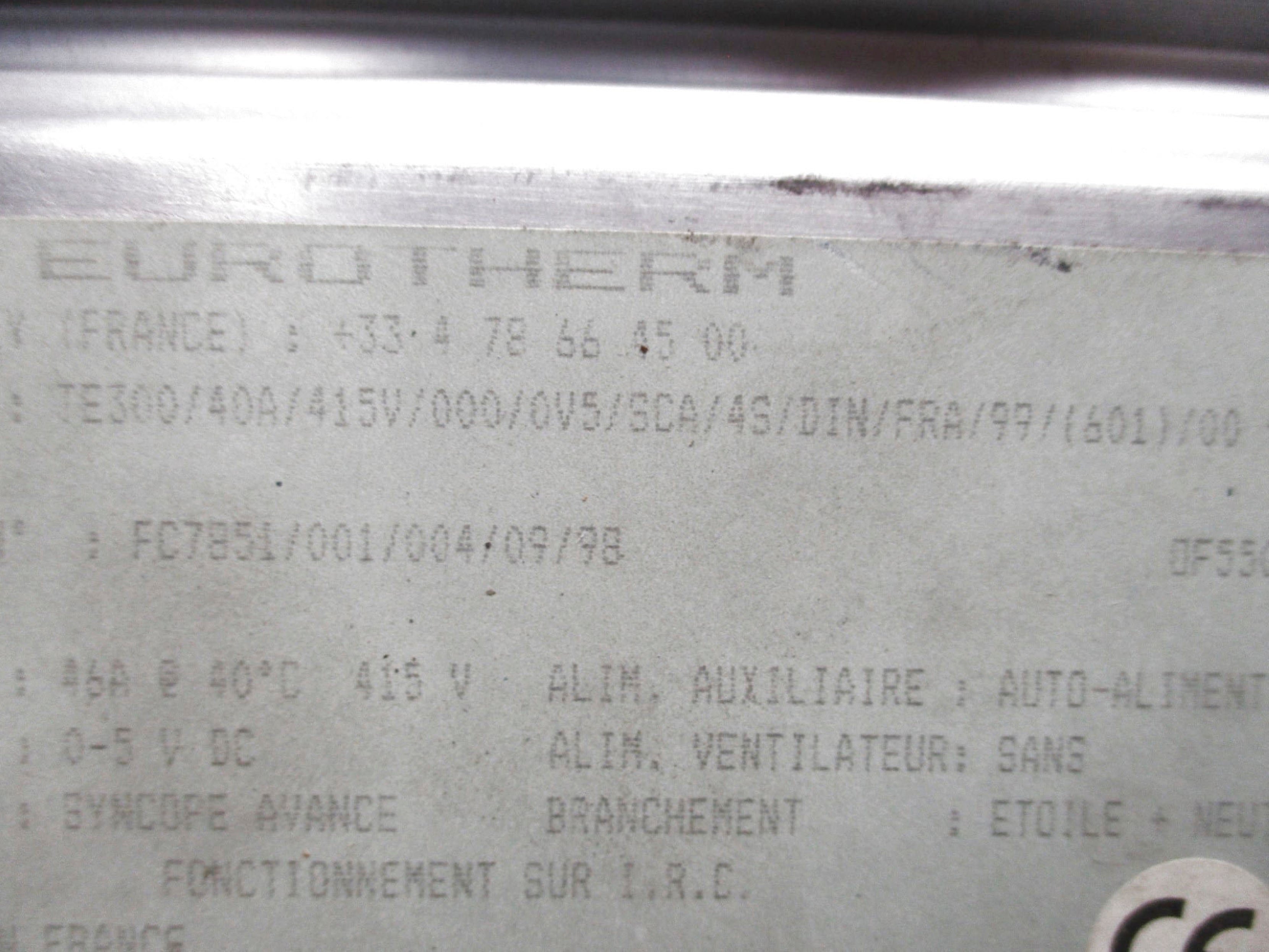 EUROTHERM TE300/40A/415V/000/0V5/SCA/4S/DIN/FRA/99/(601)/00 UNMP