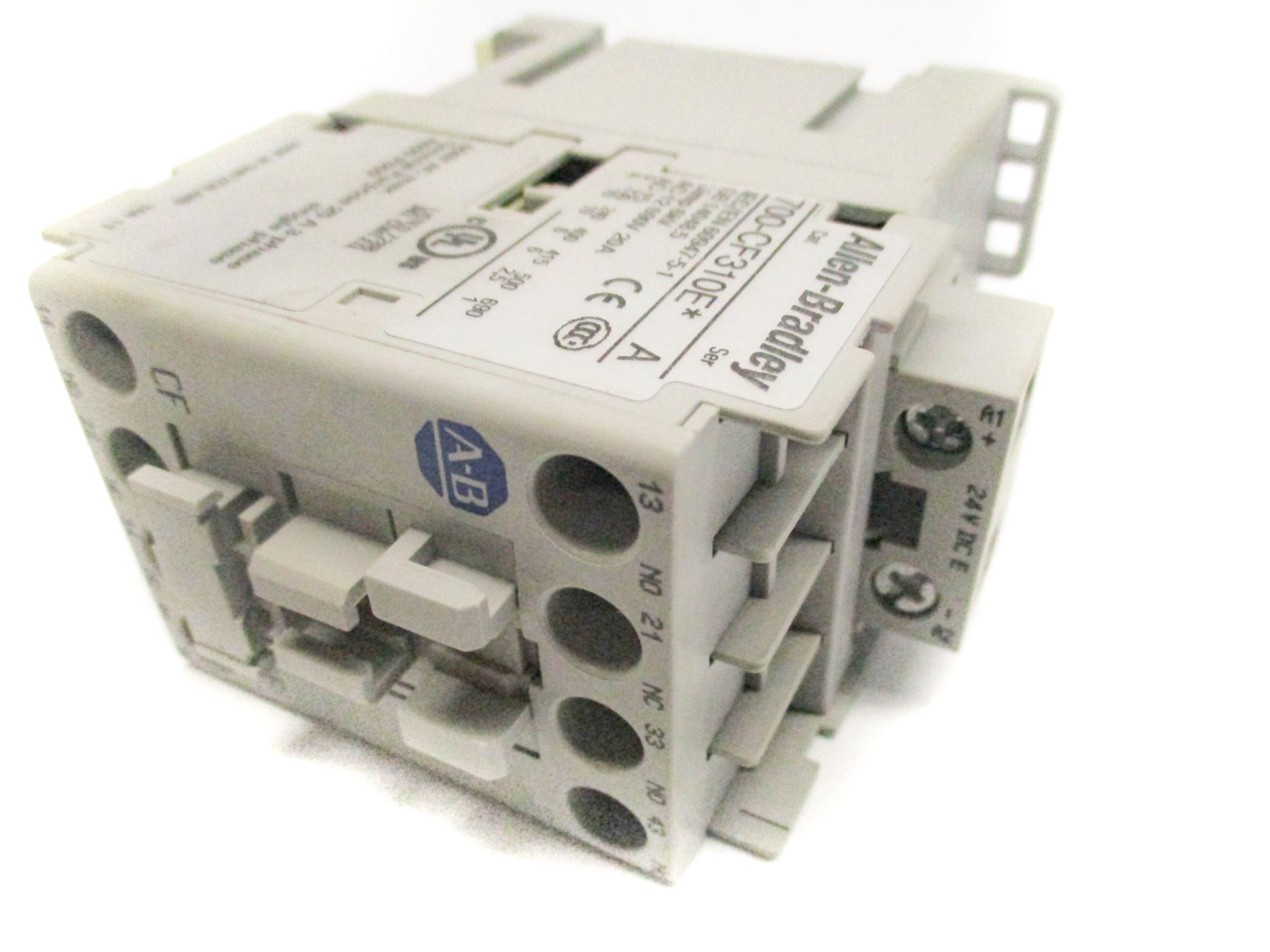 ALLEN BRADLEY 700-CF310EJ SER. A 24V (BR/WH) (AS PICTURED) NSMP