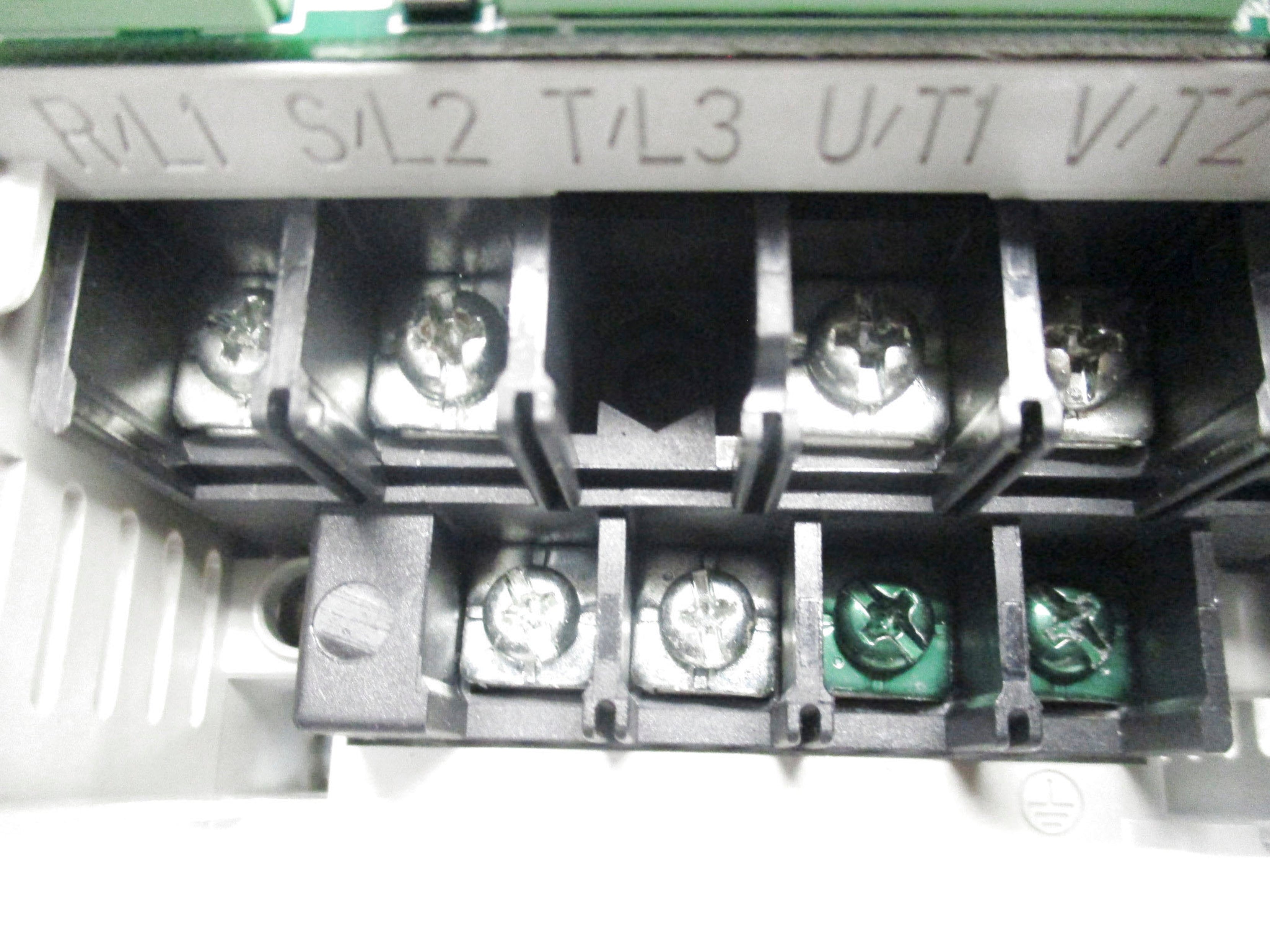 ALLEN BRADLEY 22A-A2P3N104 SER. A UNMP