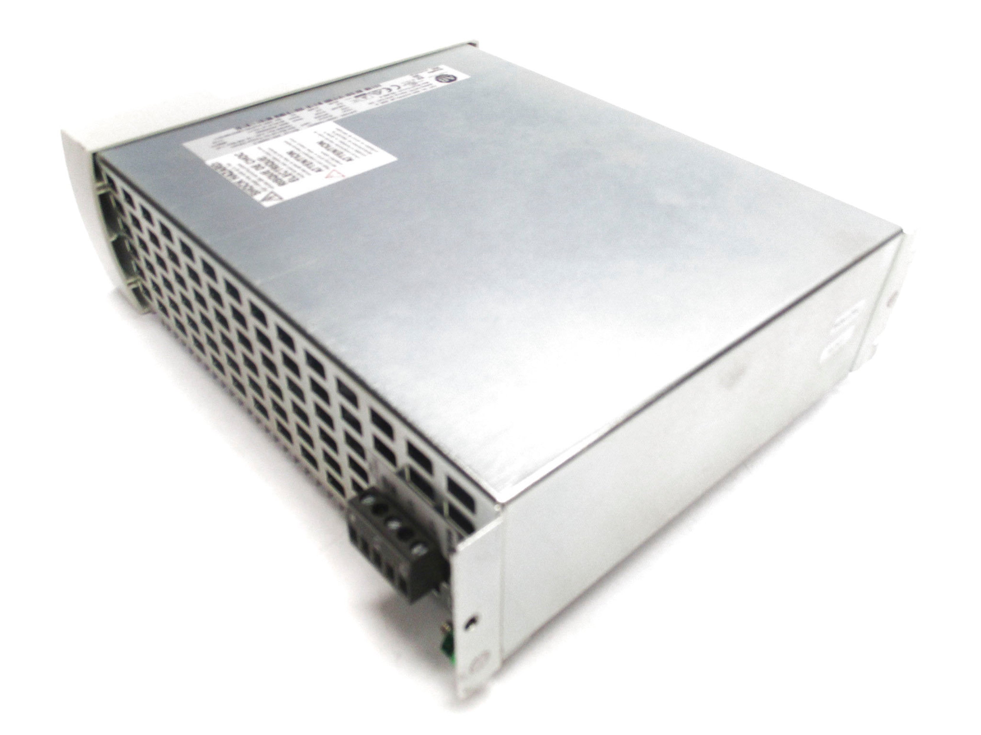 ALLEN BRADLEY 2097-V32PR2-LM SER. A  F/W 1.57 UNMP