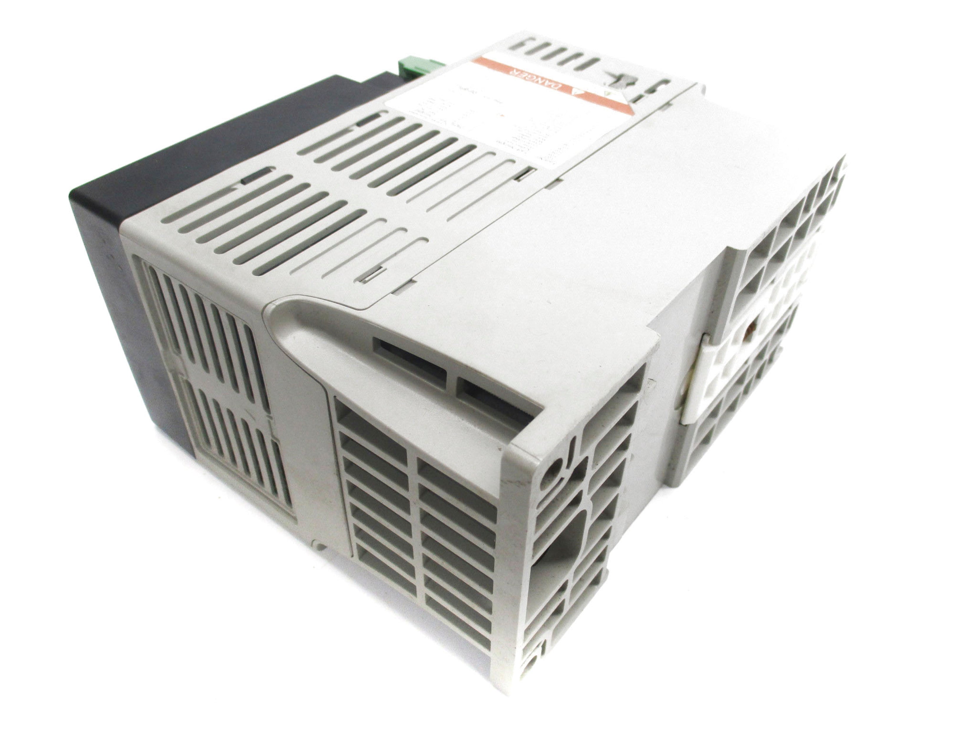 ALLEN BRADLEY 22A-D4P0N104 SER. A F/W 6.01 DATE: 2013 (AS PICTURED) NSNP