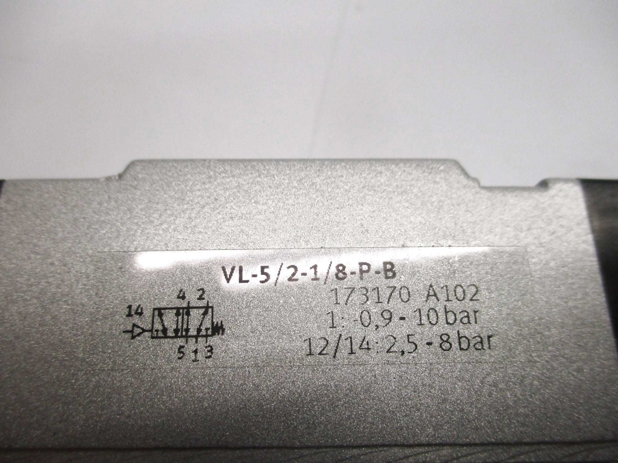 FESTO VL-5/2-1/8-P-B NSMP