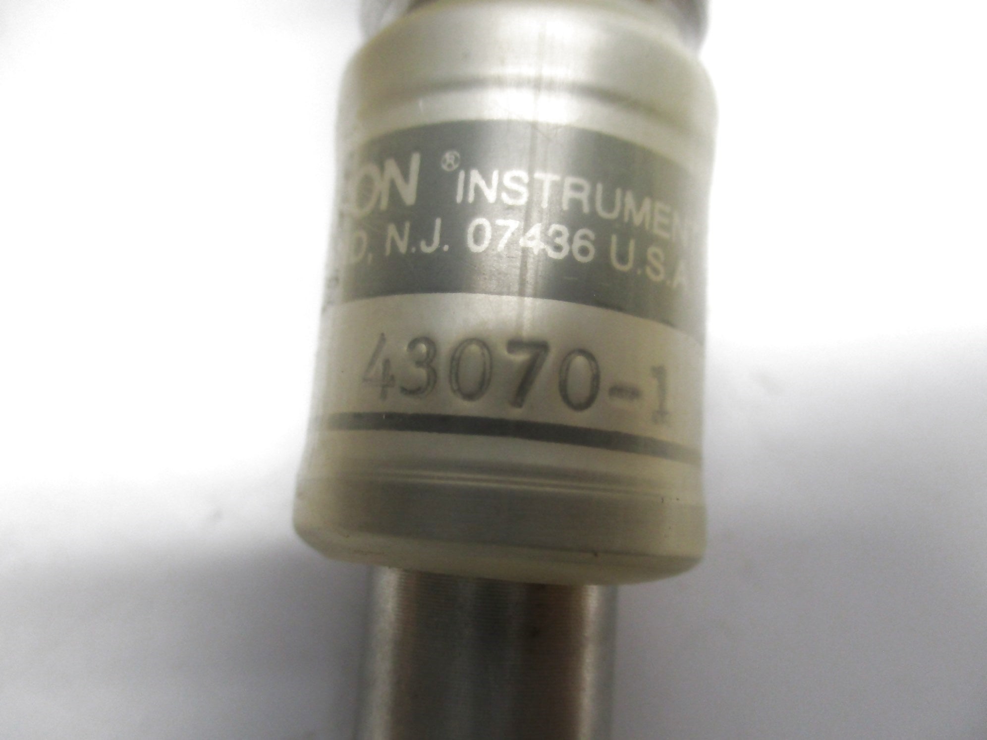 MIKRON INSTRUMENTS 4307-1 NSNP