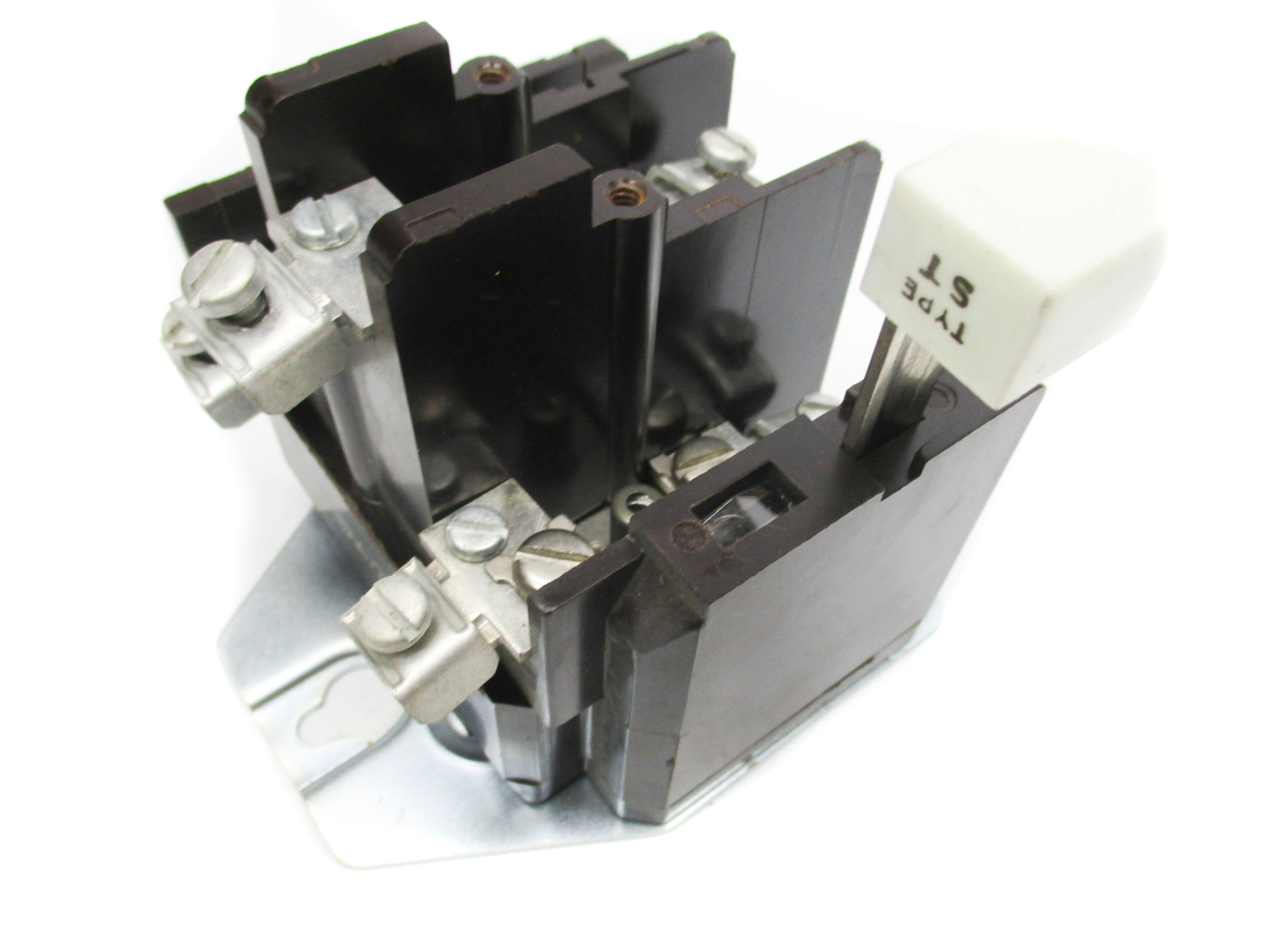 CUTLER HAMMER C300CNA3 NSMP