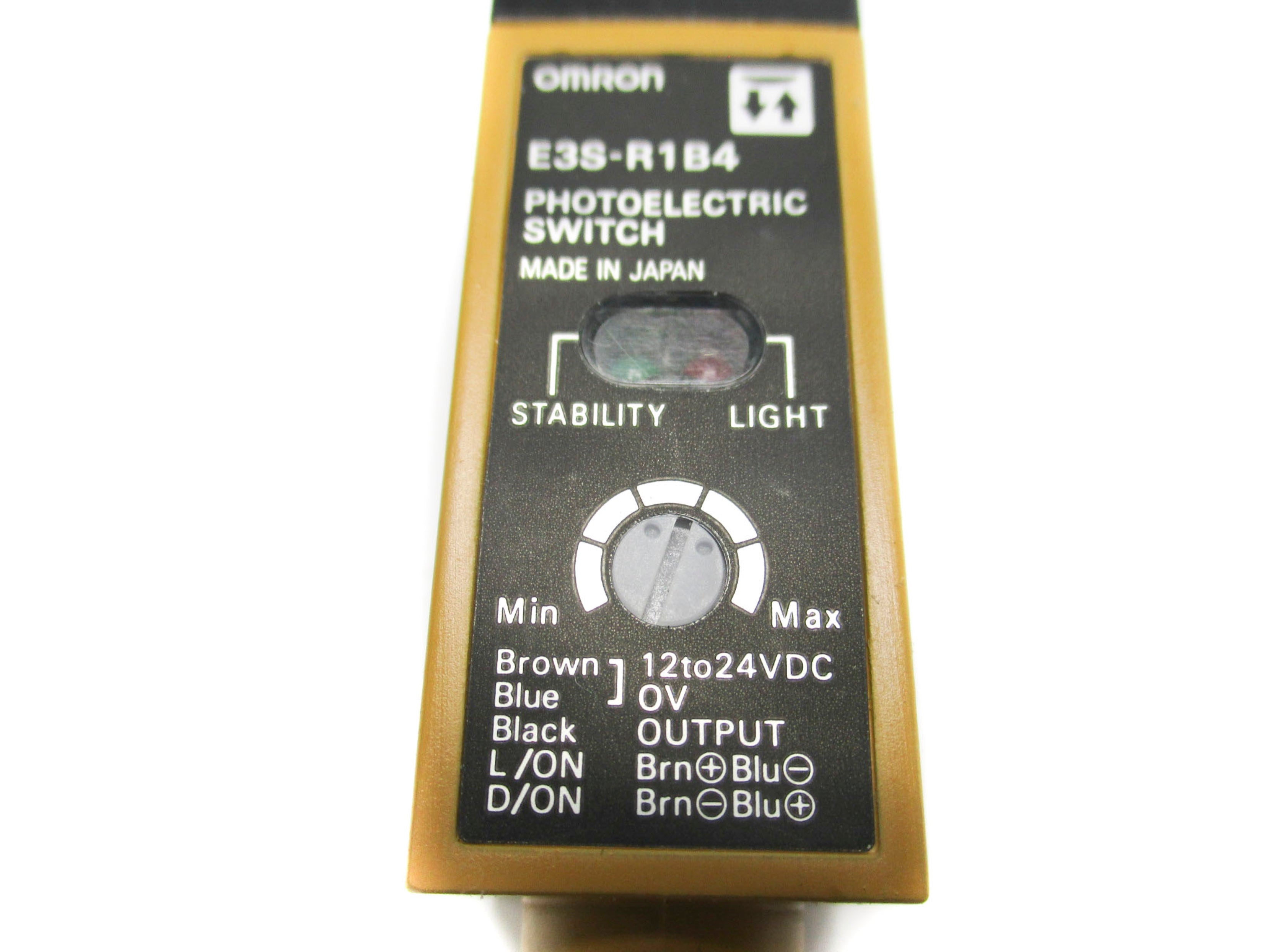 OMRON E3S-R1B4 12-24VDC NSMP