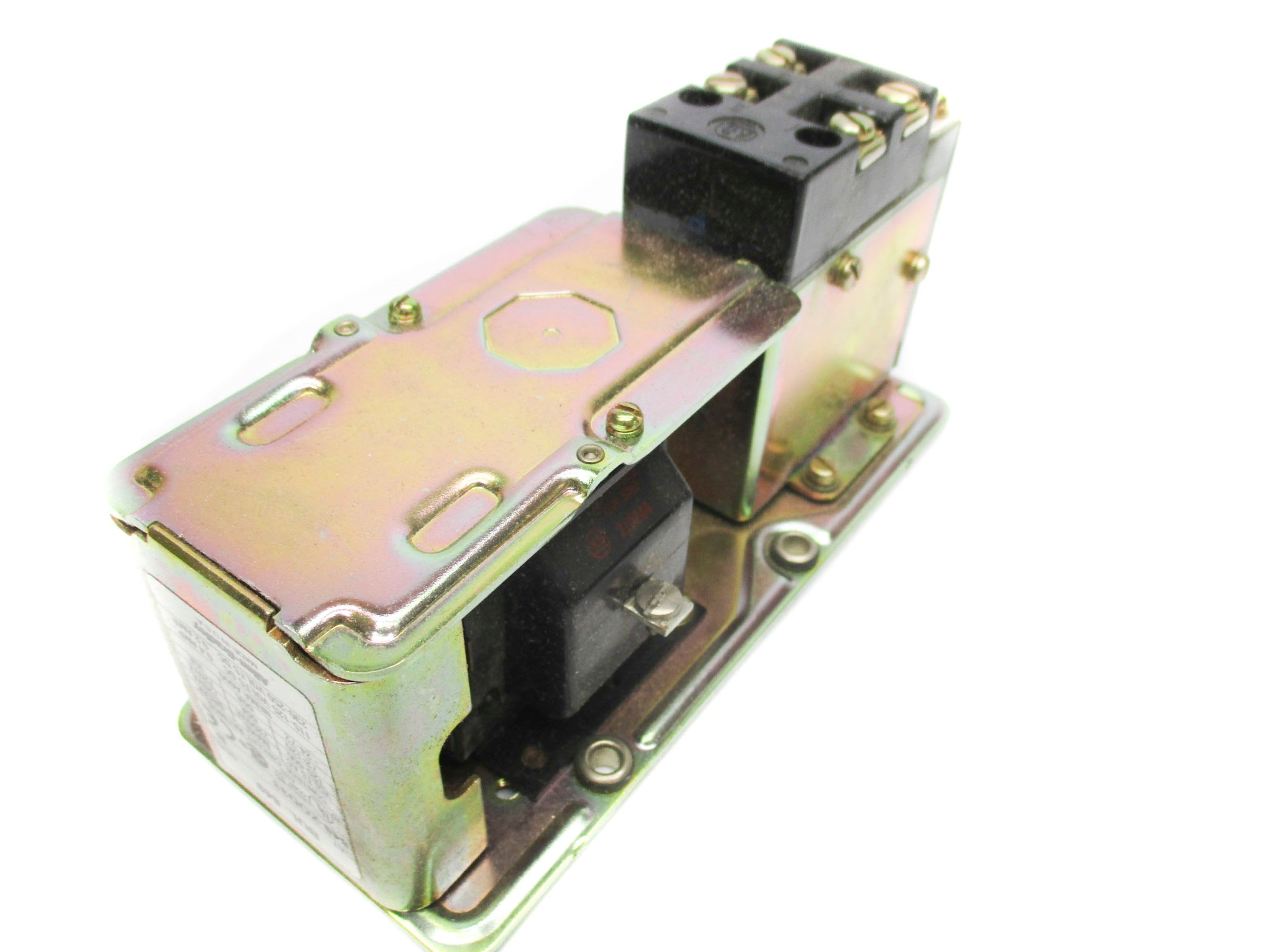 INDUSTRIAL SPARE PART 849-Z0D33 SER. B 120V-60 110V-50 (BR/WH) NSMP