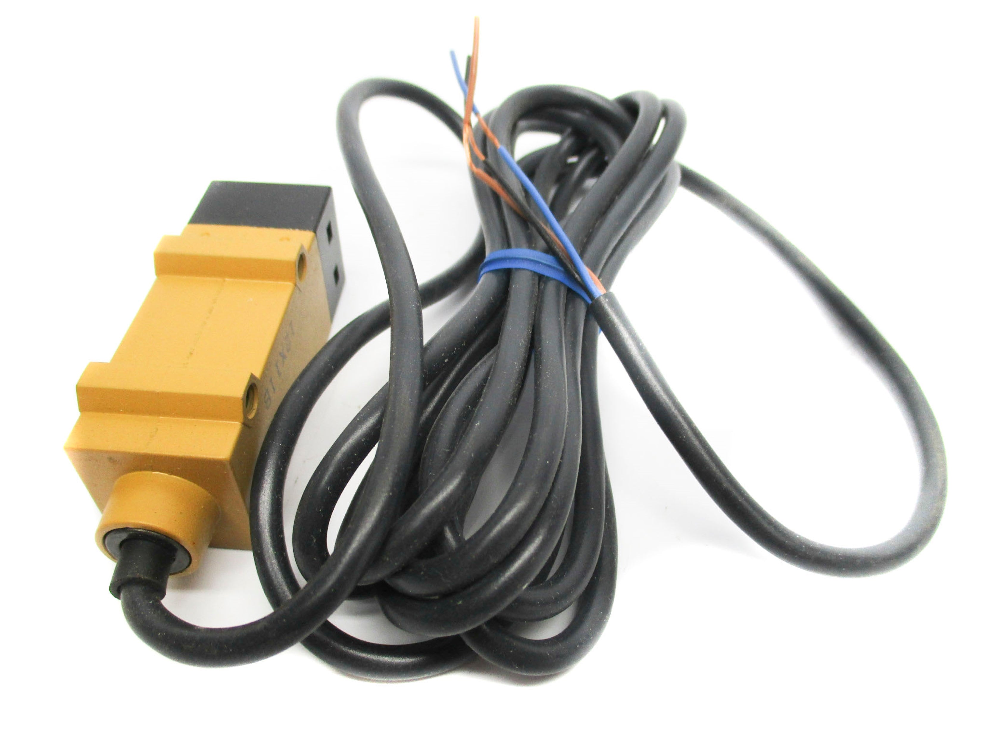 OMRON E3S-R1B4 NSNP