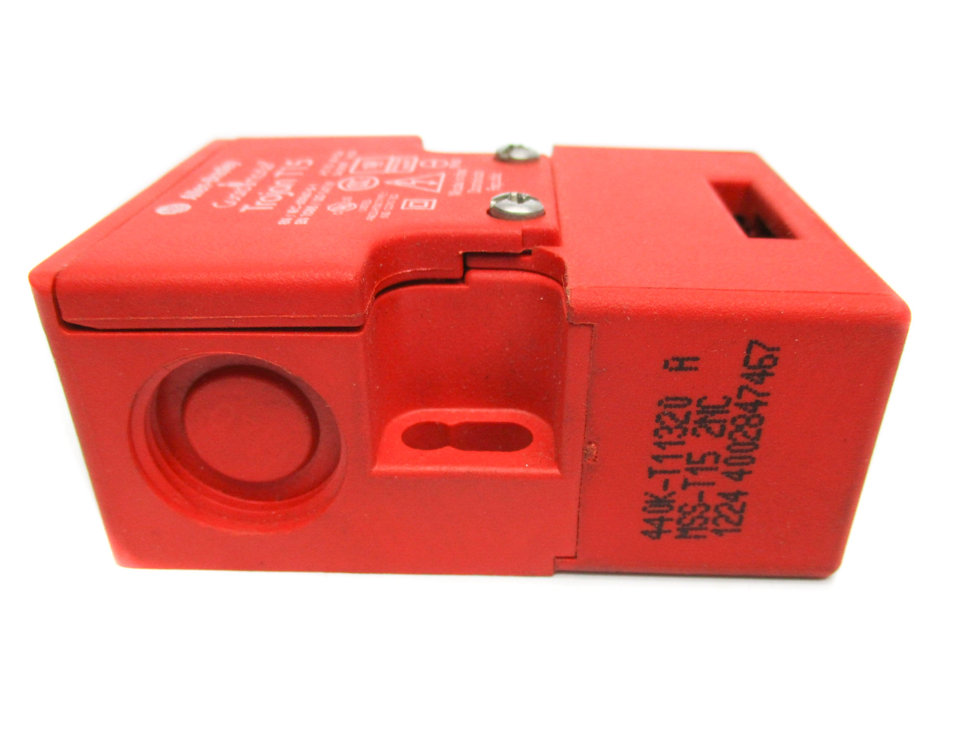 ALLEN BRADLEY 440K-T11320 SER. A UNMP
