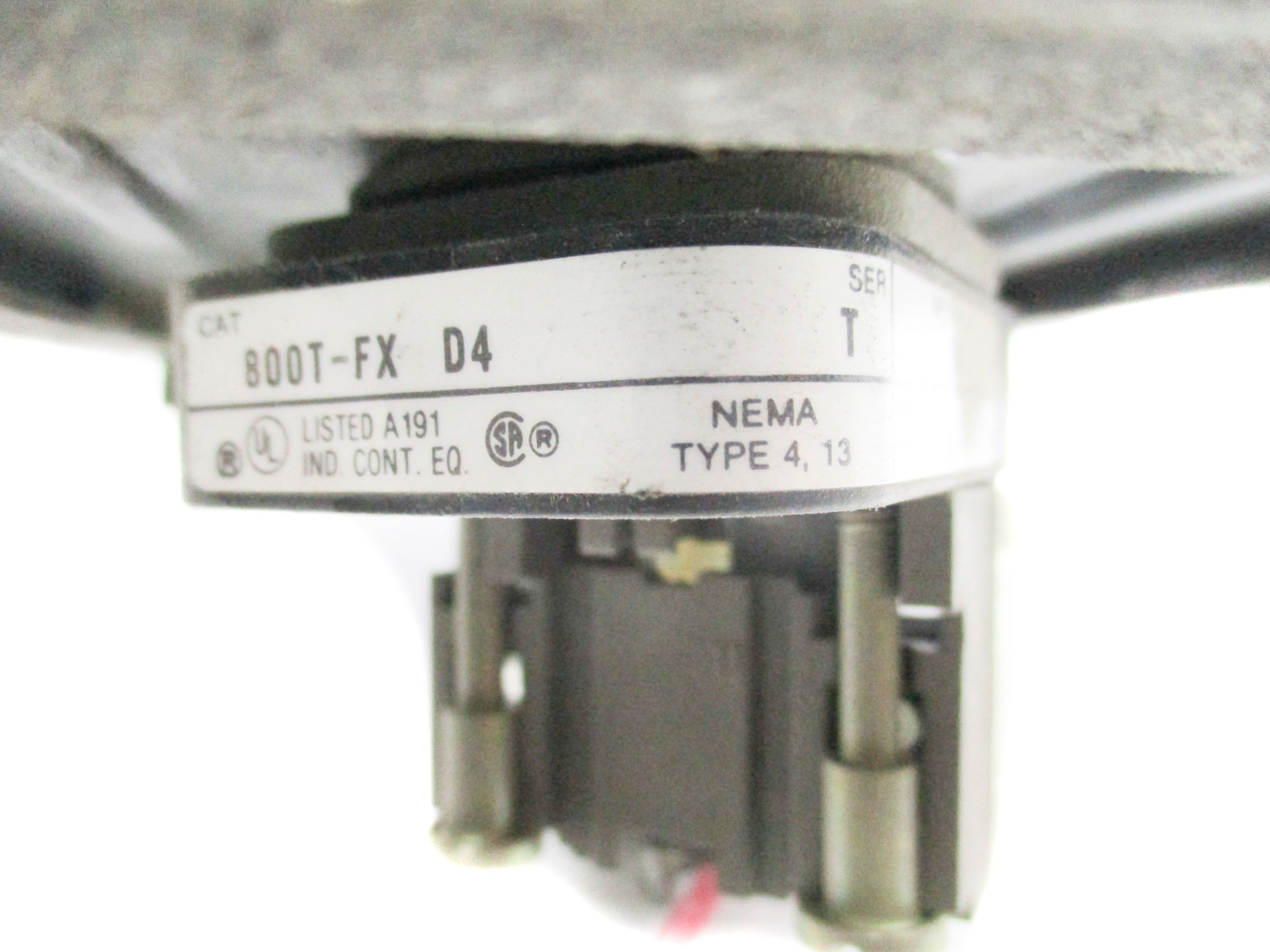 ALLEN BRADLEY 800T-1TZ SER. T UNMP