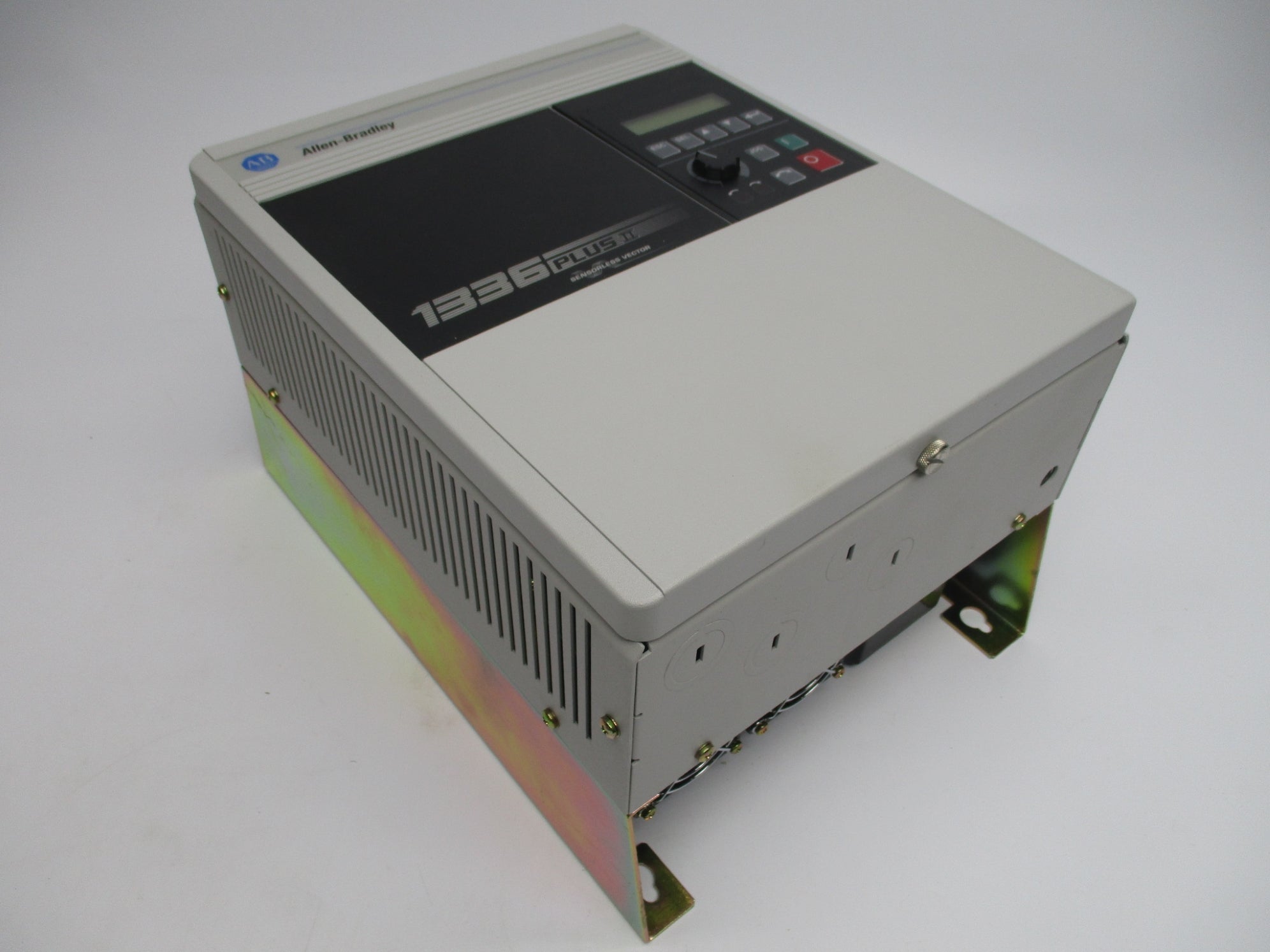 ALLEN BRADLEY 1336F-BRF100-AA-EN-HAS1-L6 SER. A NSMP