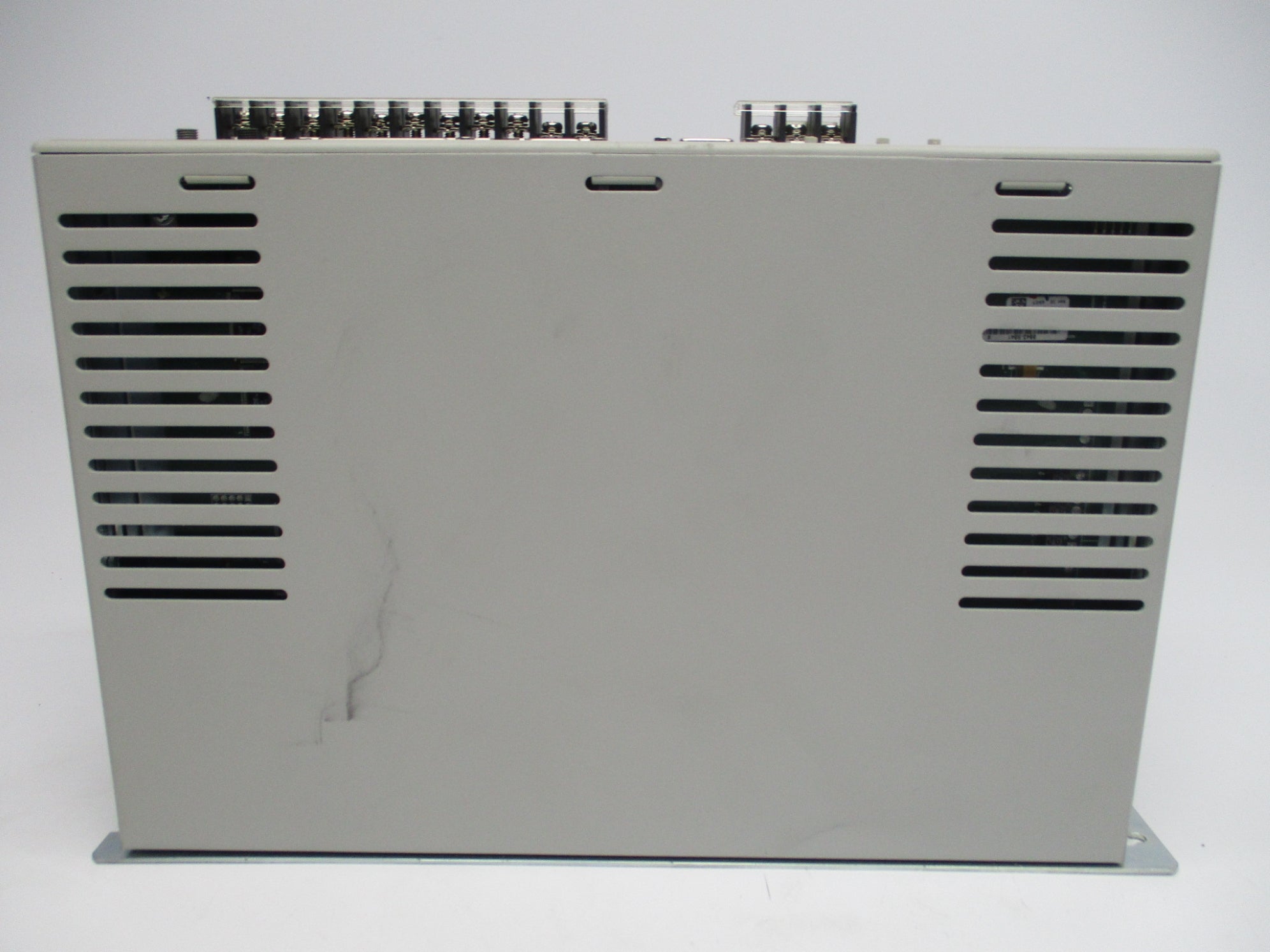 ALLEN BRADLEY 2098-DSD-HV030-SE SER. B F/W 1.52 NSMP