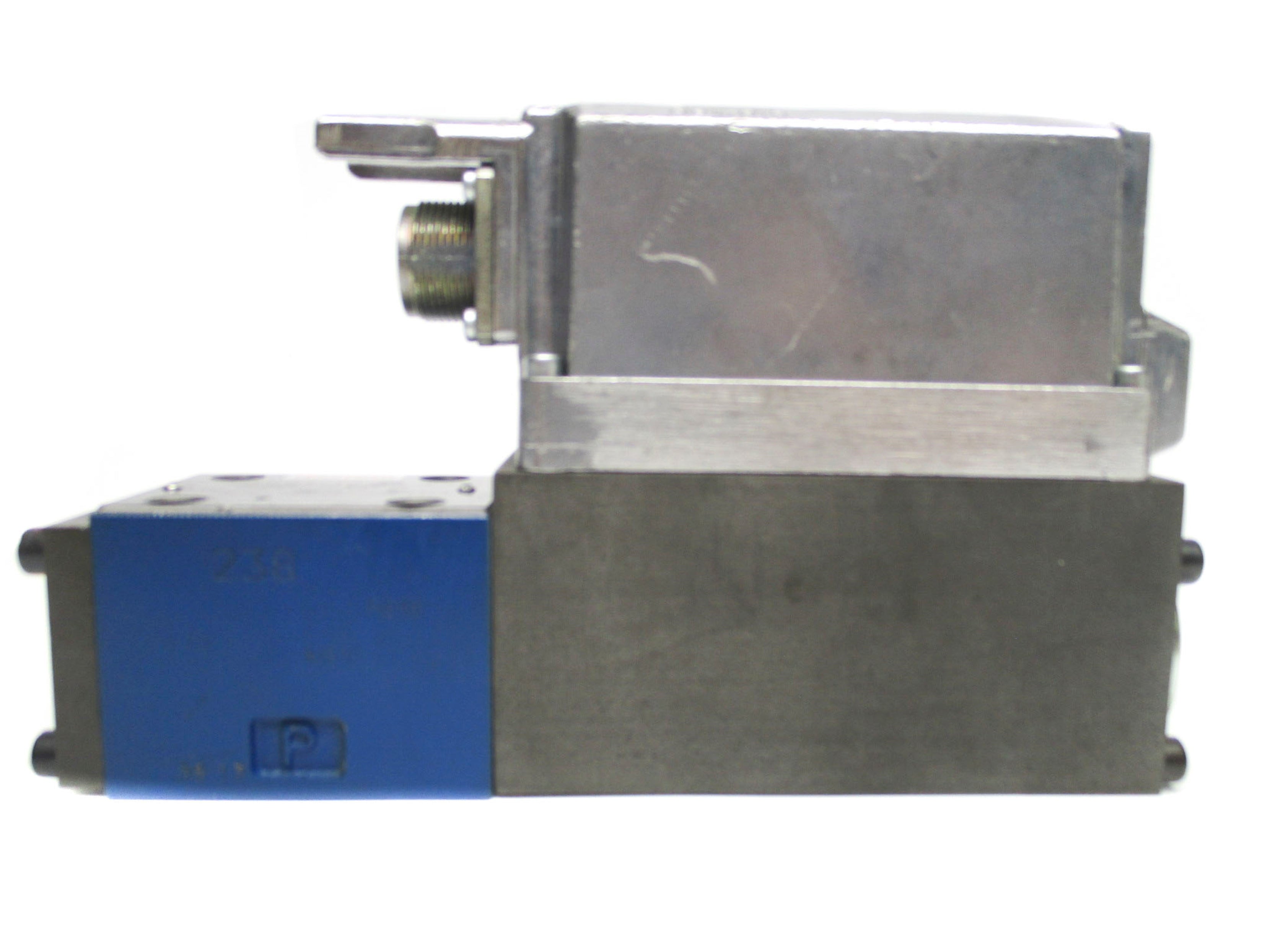 REXROTH 0811404609 4WRPEH6C3B40L-20/G24K0/A1M816 24V NSNP