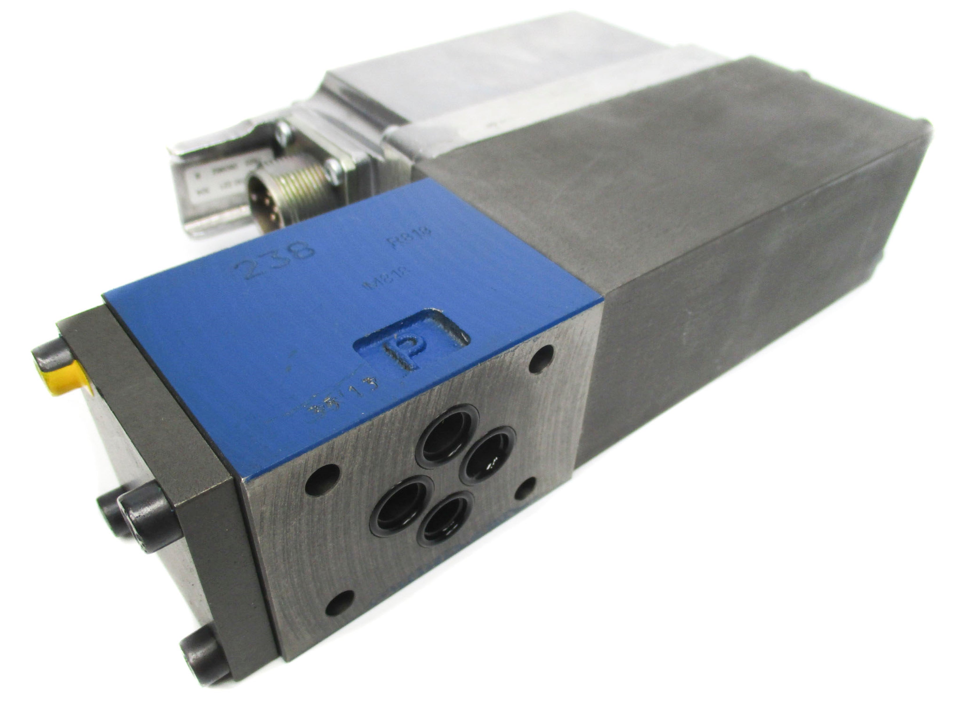 REXROTH 0811404609 4WRPEH6C3B40L-20/G24K0/A1M816 24V NSNP