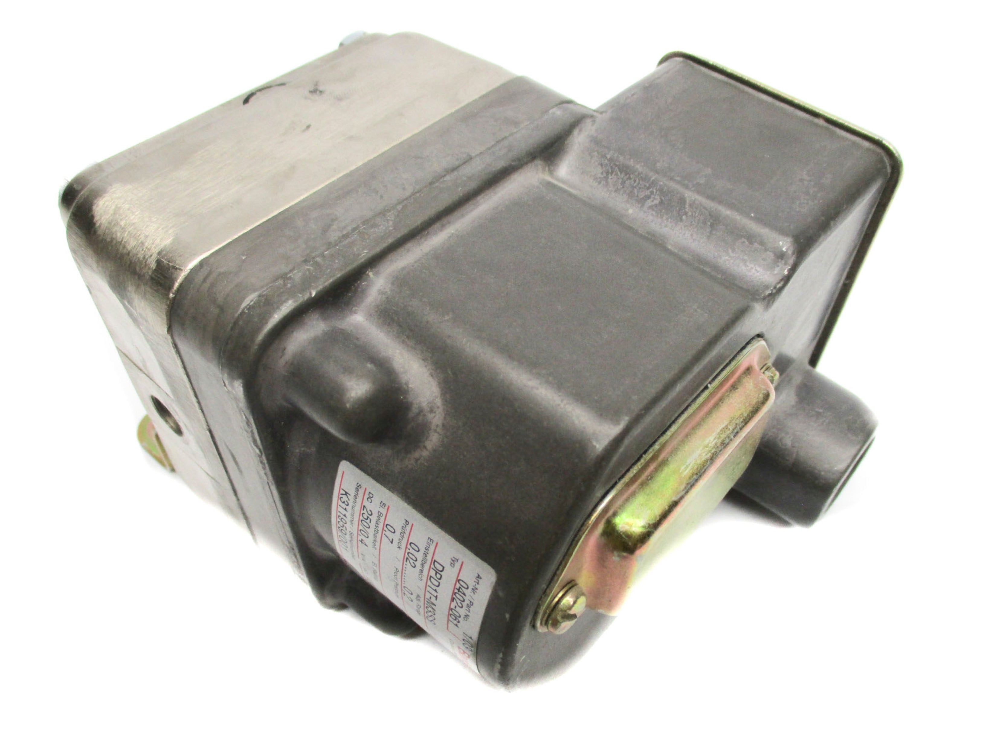BARKSDALE DPD1T-M3SS UNMP