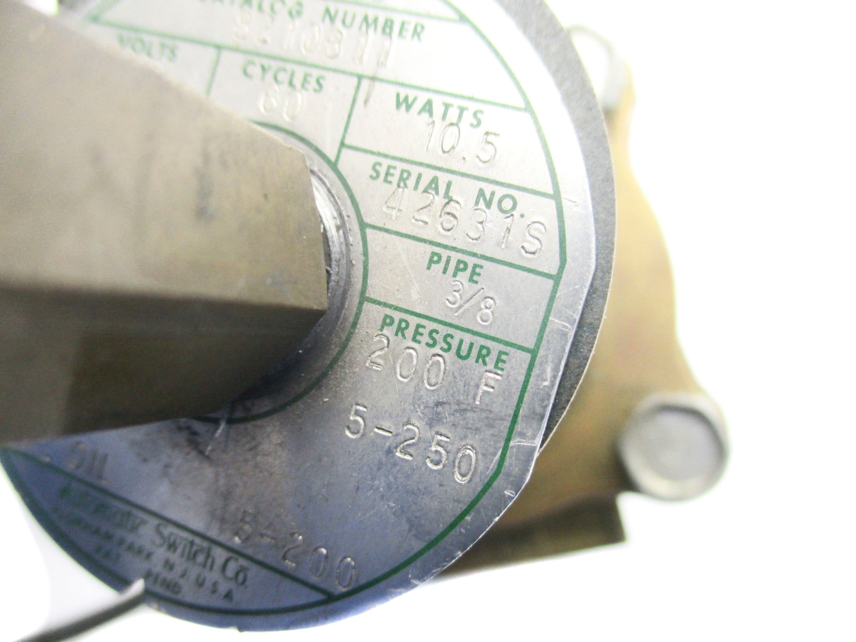ASCO 8210B11 115V 5-250PSI 3/8" UNMP