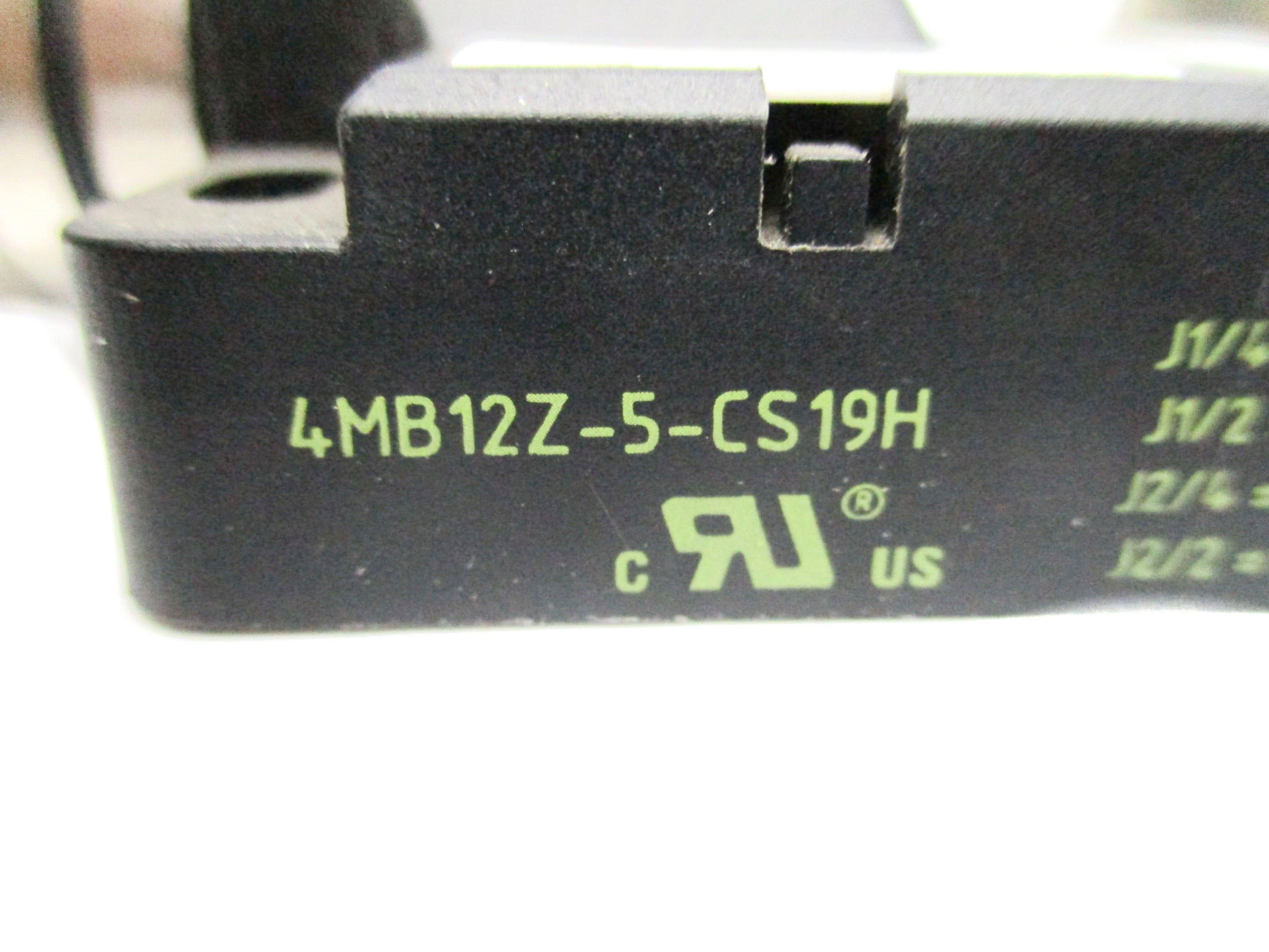 TURCK 4MB12Z-5-CS19H NSNP