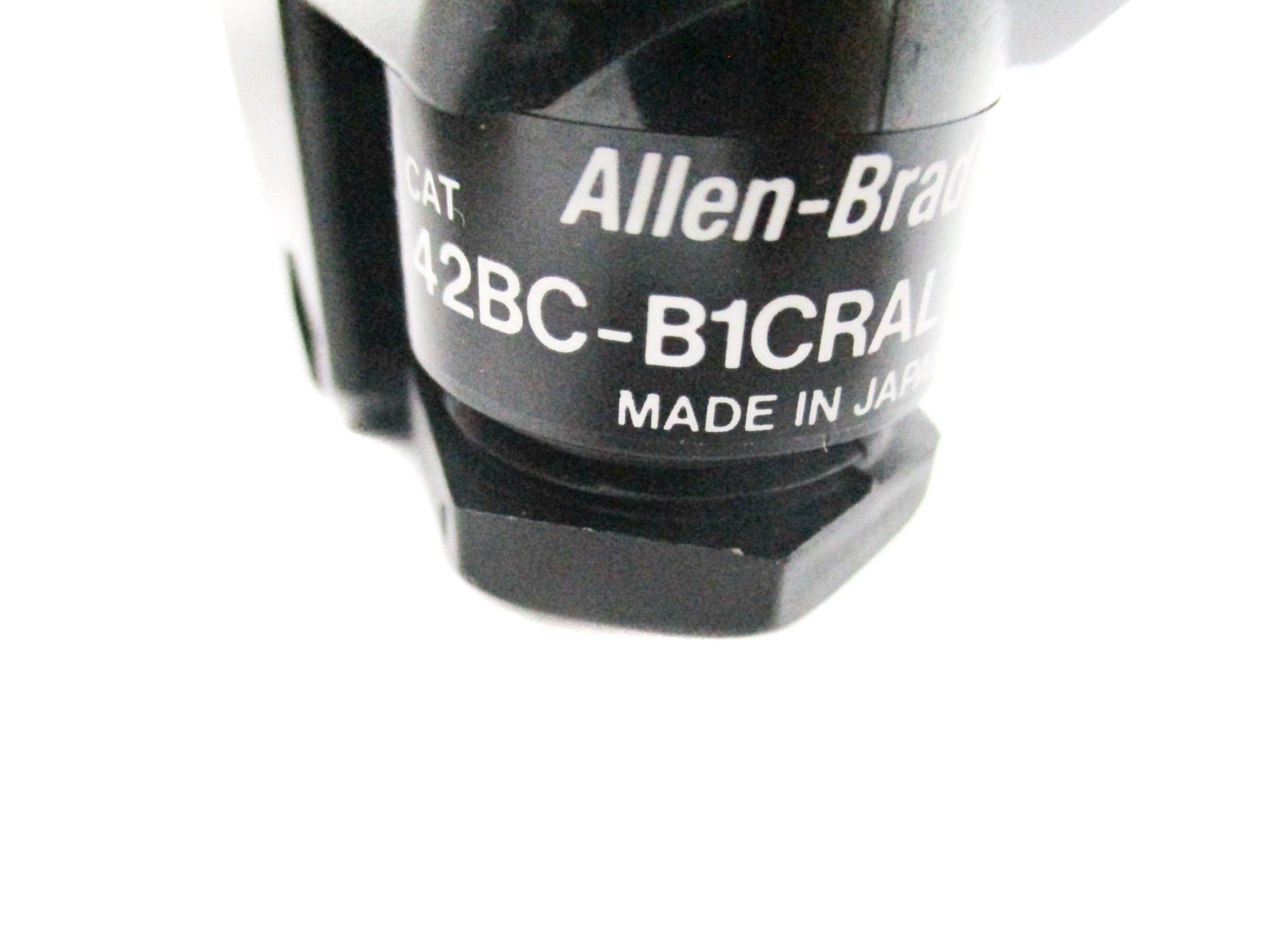 ALLEN BRADLEY 42BC-B1CRAL-T4 SER. A (WH) NSMP