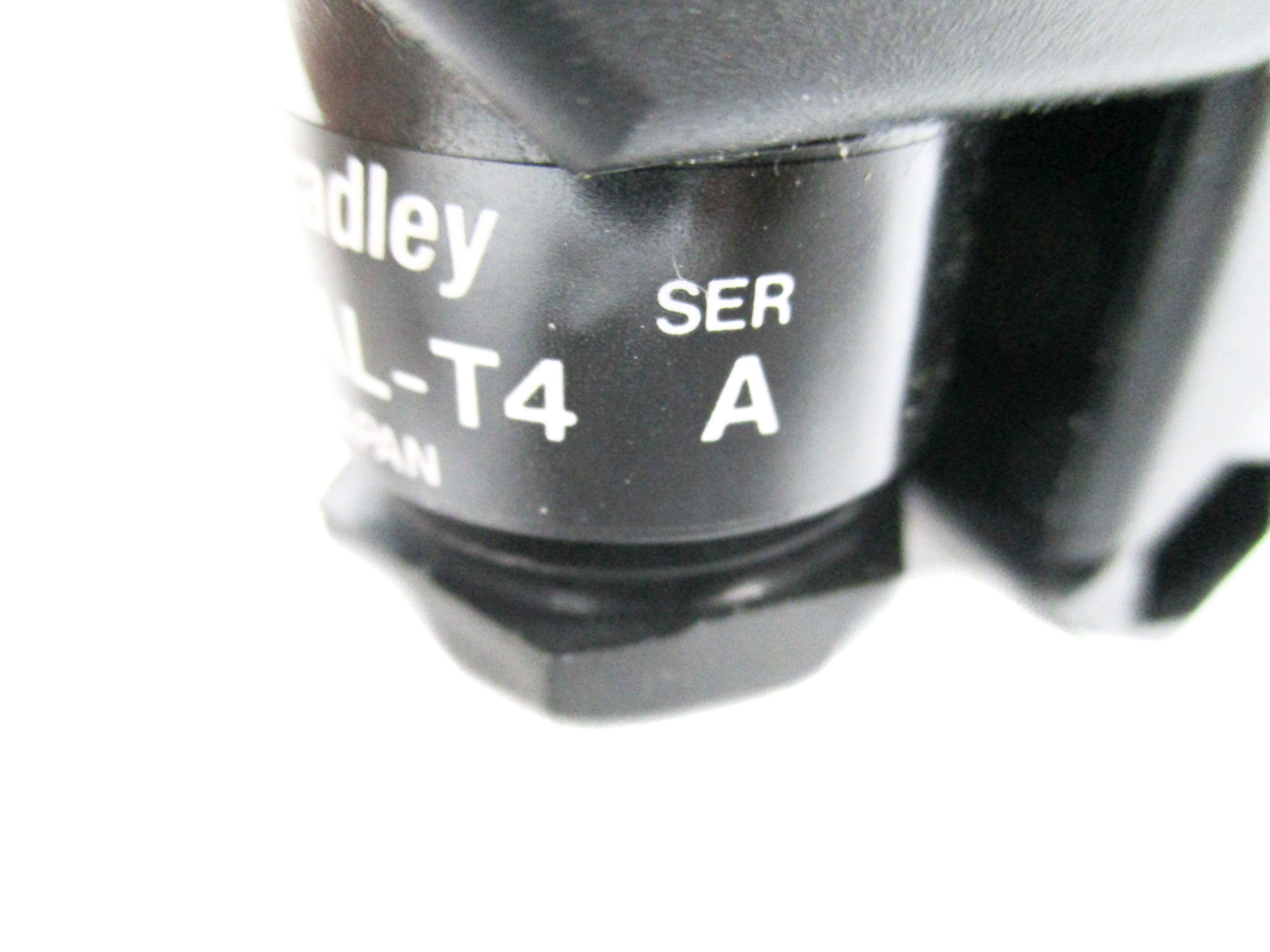 ALLEN BRADLEY 42BC-B1CRAL-T4 SER. A (WH) NSMP
