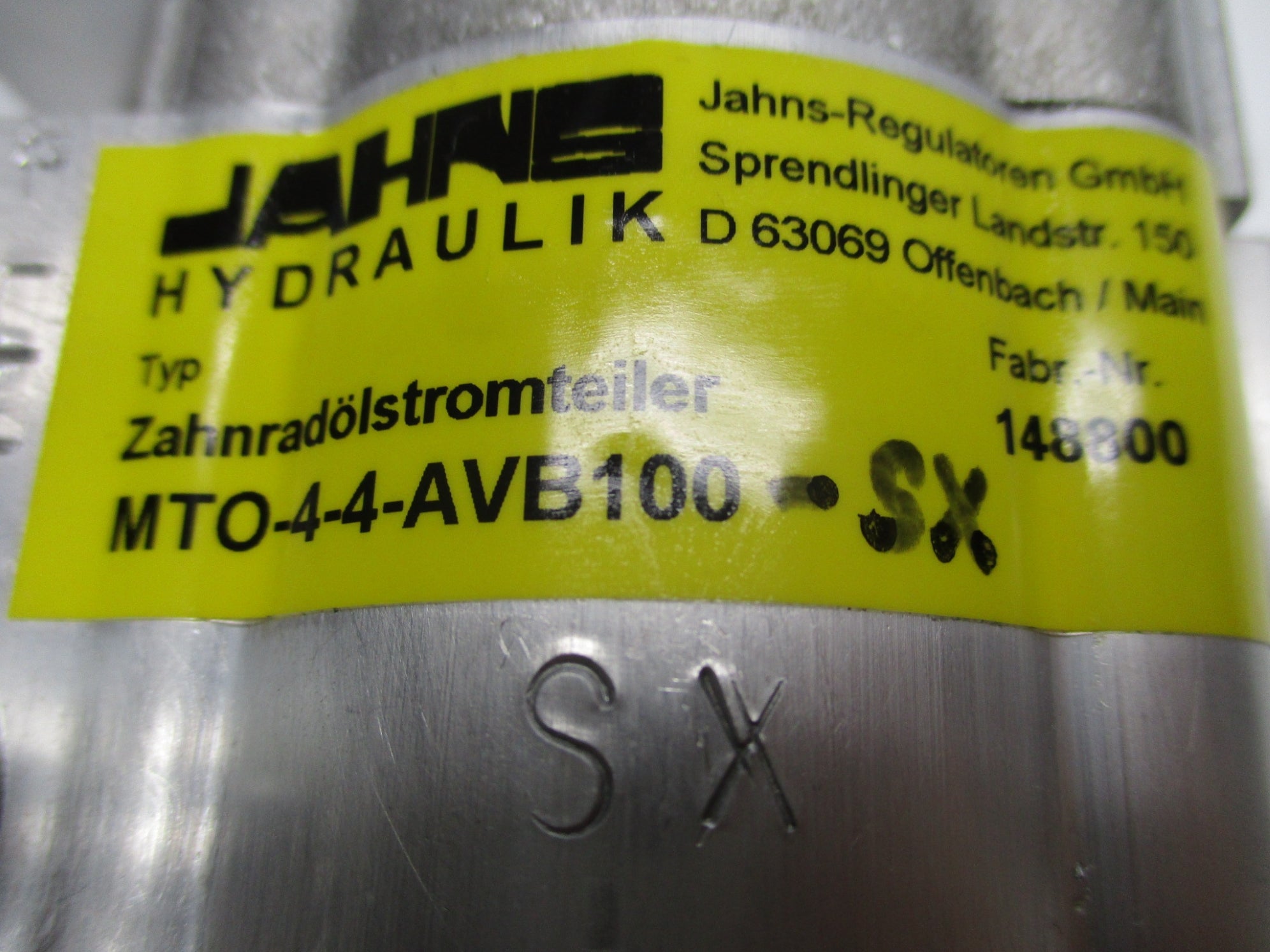 JAHNS MTO-4-4AVB100 NSNP
