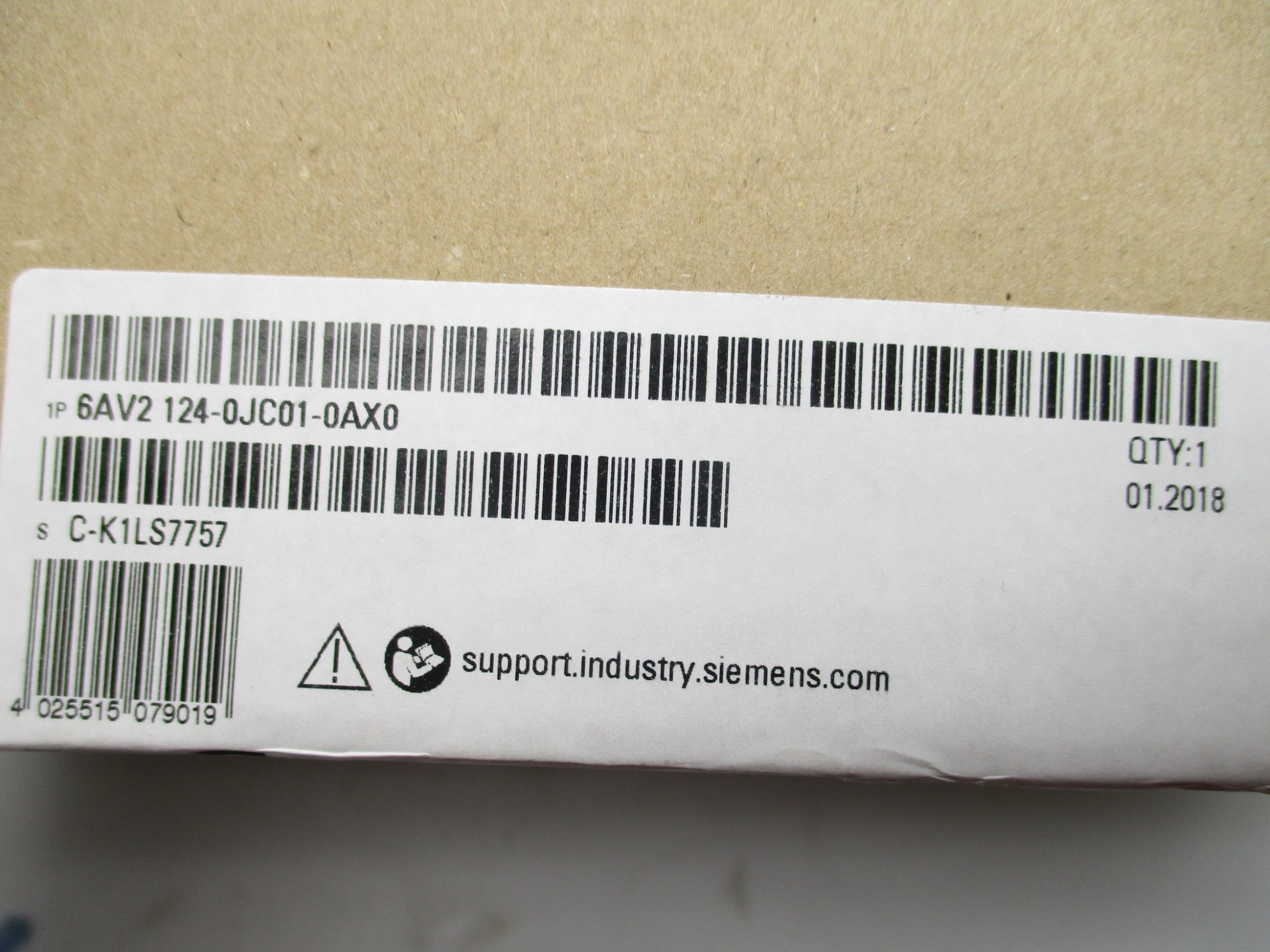 SIEMENS 6AV2124-0JC01-0AX0 NSFS
