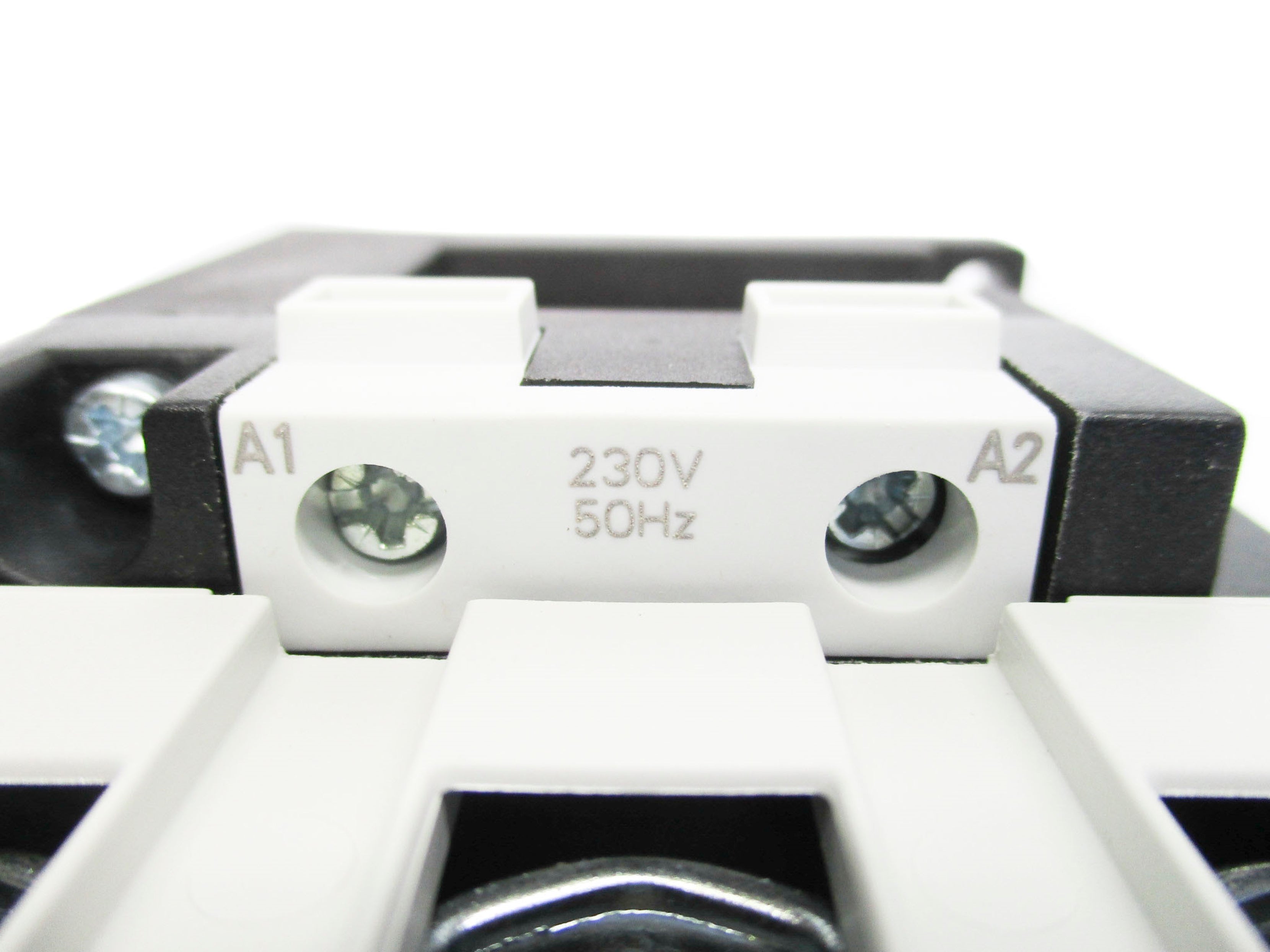 SIEMENS 3RT1446-1AP00 230V 140A NSMP