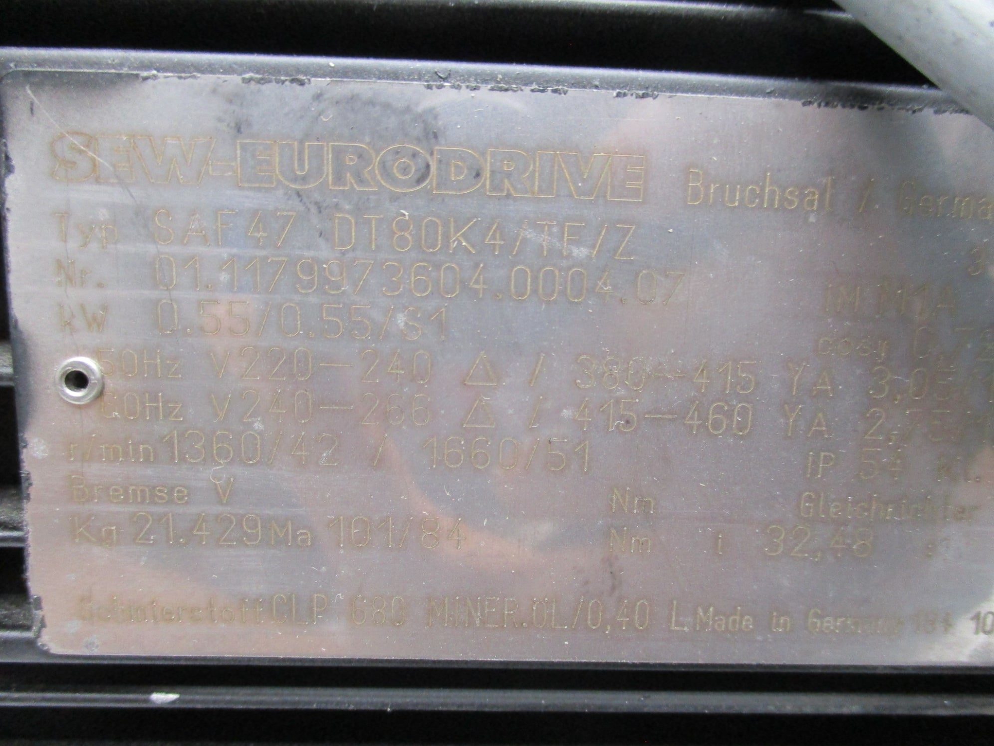 SEW-EURODRIVE SAF47DT80K4 UNMP
