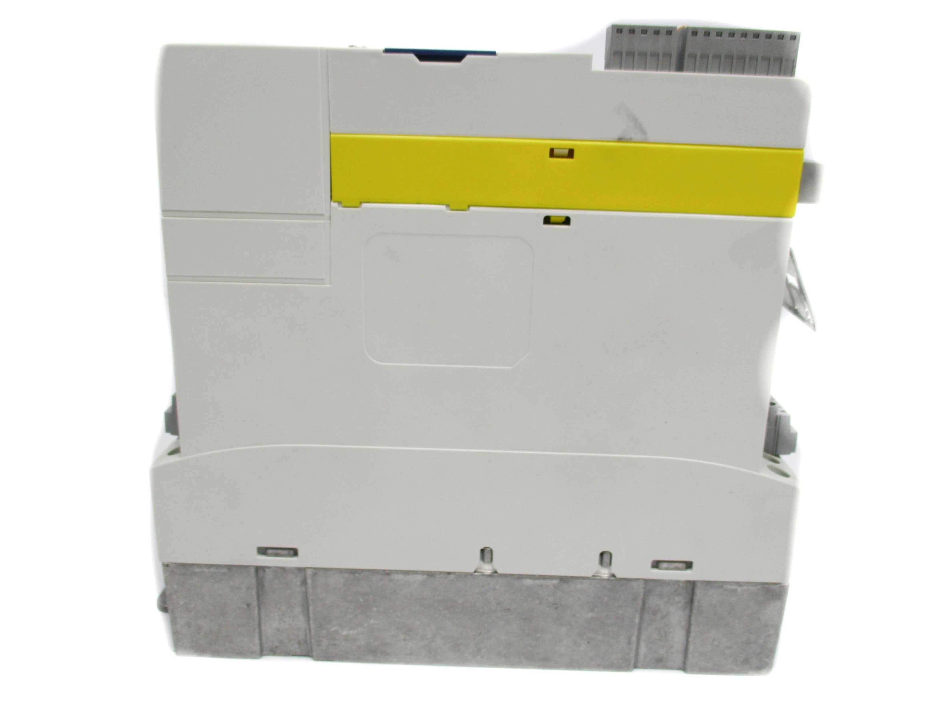 LENZE E84AVSCE3714SB0 UNMP