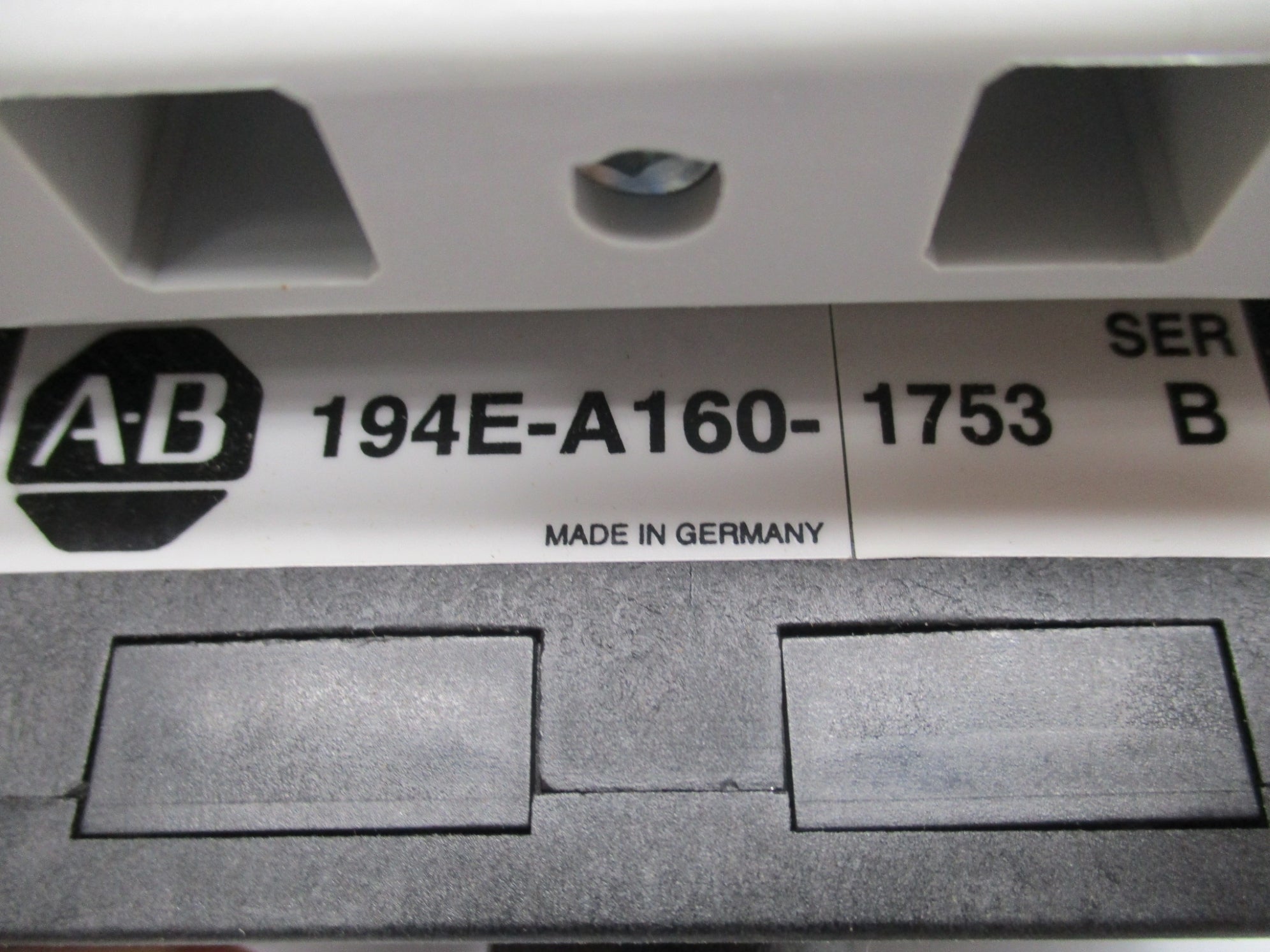 ALLEN BRADLEY 194E-A160-1753 SER. B (BR/WH) NSMP