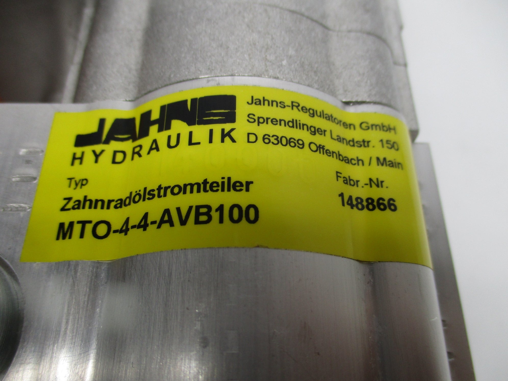 JAHNS MTO-4-4-AVB100 UNMP