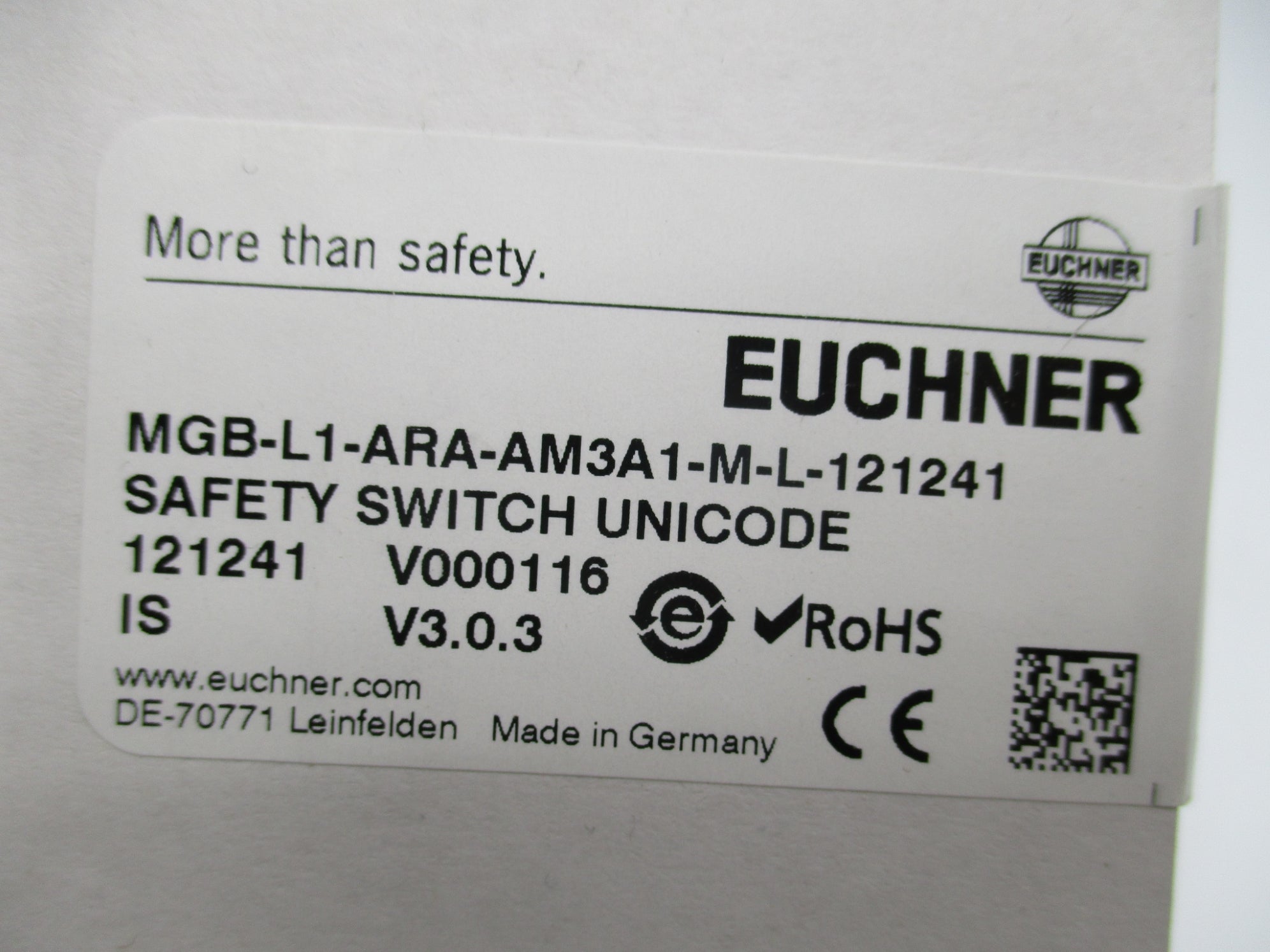 EUCHNER MGB-L1-ARA-AM3A1-M-L-121241 NSFS