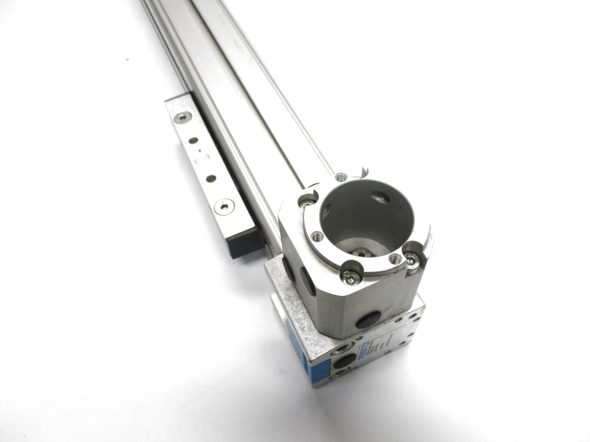 FESTO DGE-25-550-ZR-LV-RK-KG UNMP
