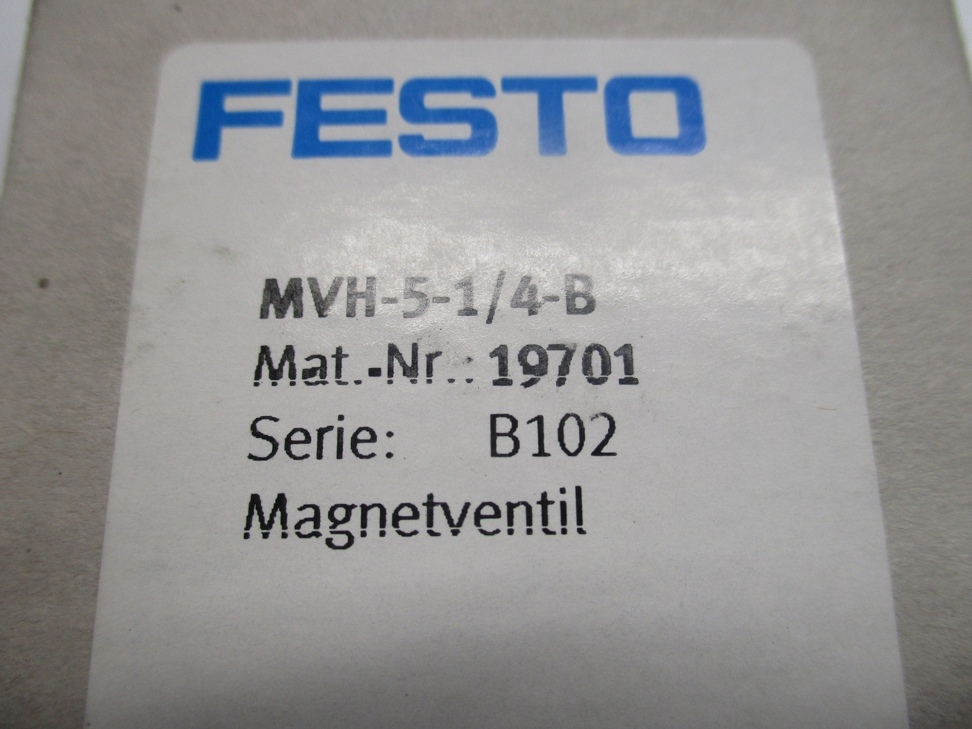 FESTO MVH-5-1/4-B 19701 20.4-26.4VDC 28-145PSI NSMP
