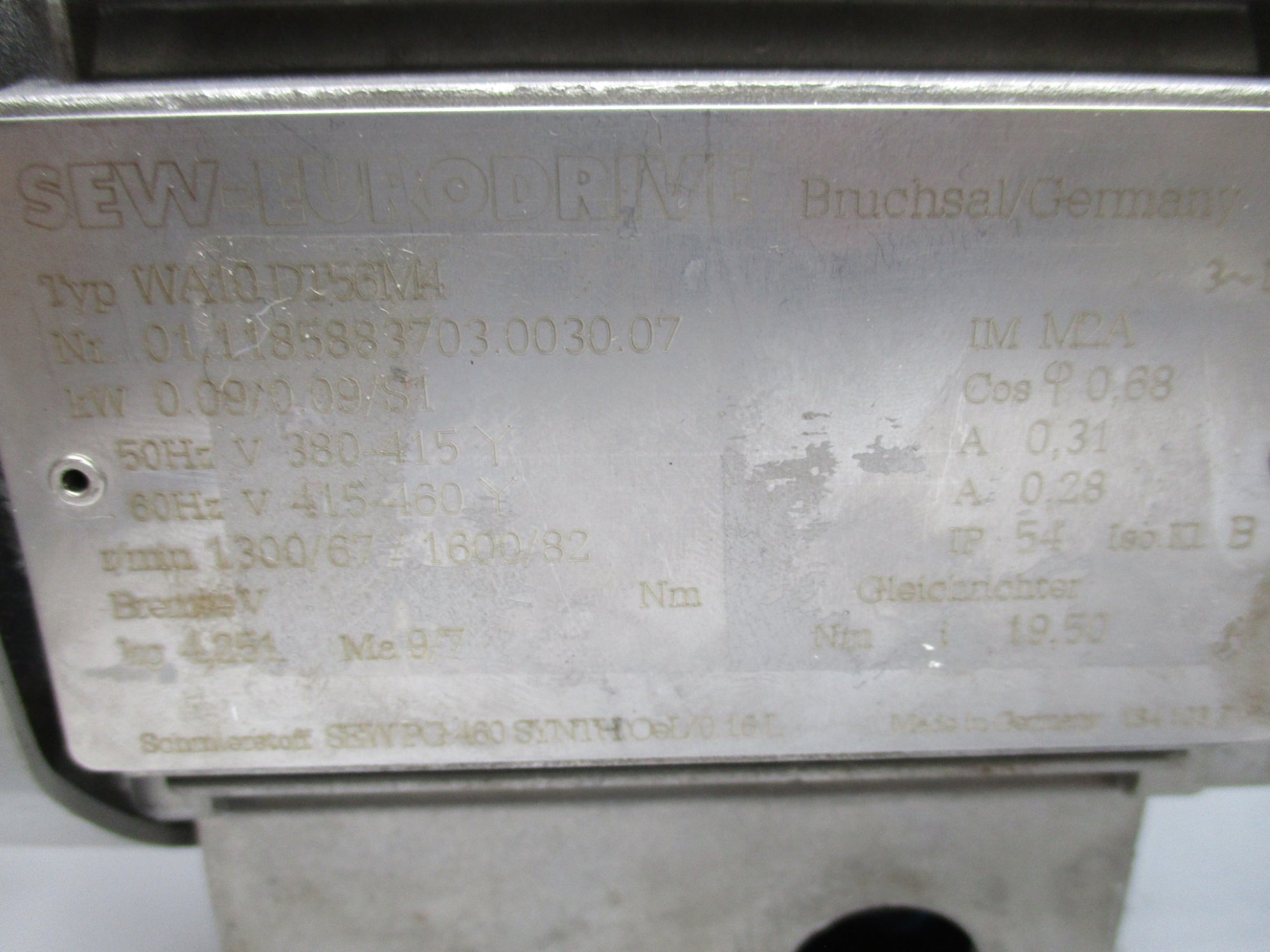 SEW-EURODRIVE WA10DT56M4 (1300/67-1600/82RPM) UNMP