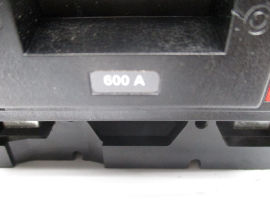 SQUARE D MGP26600 600A 600V (AS PICTURED) NUPI