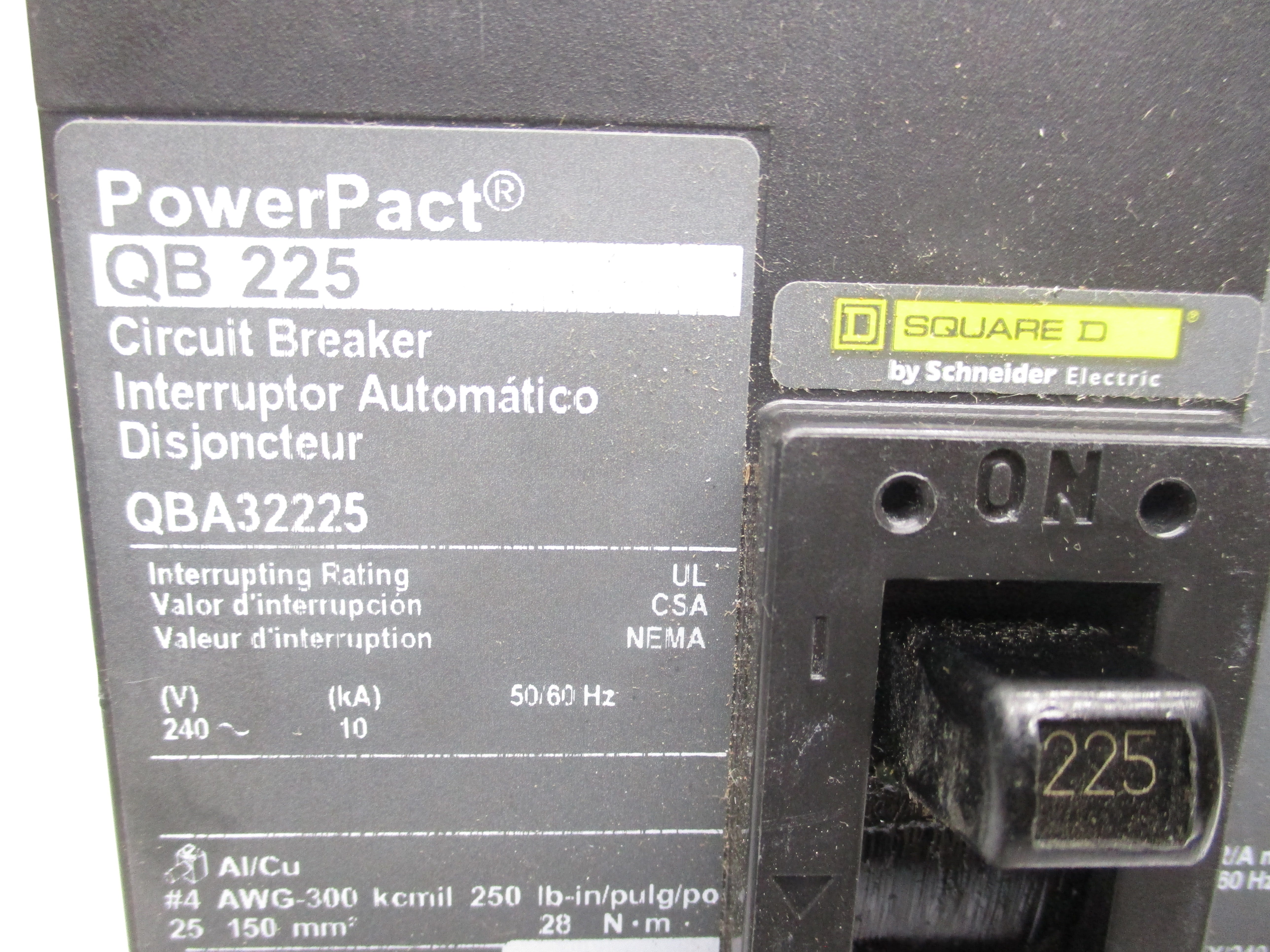 SQUARE D QBA32225 240V 225A (AS PICTURED) NSNP