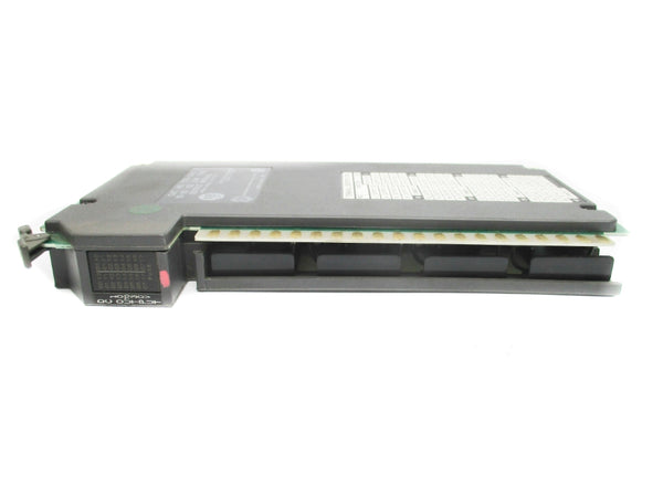 ALLEN BRADLEY 1771-OVN 10-30VDC 8A UNMP