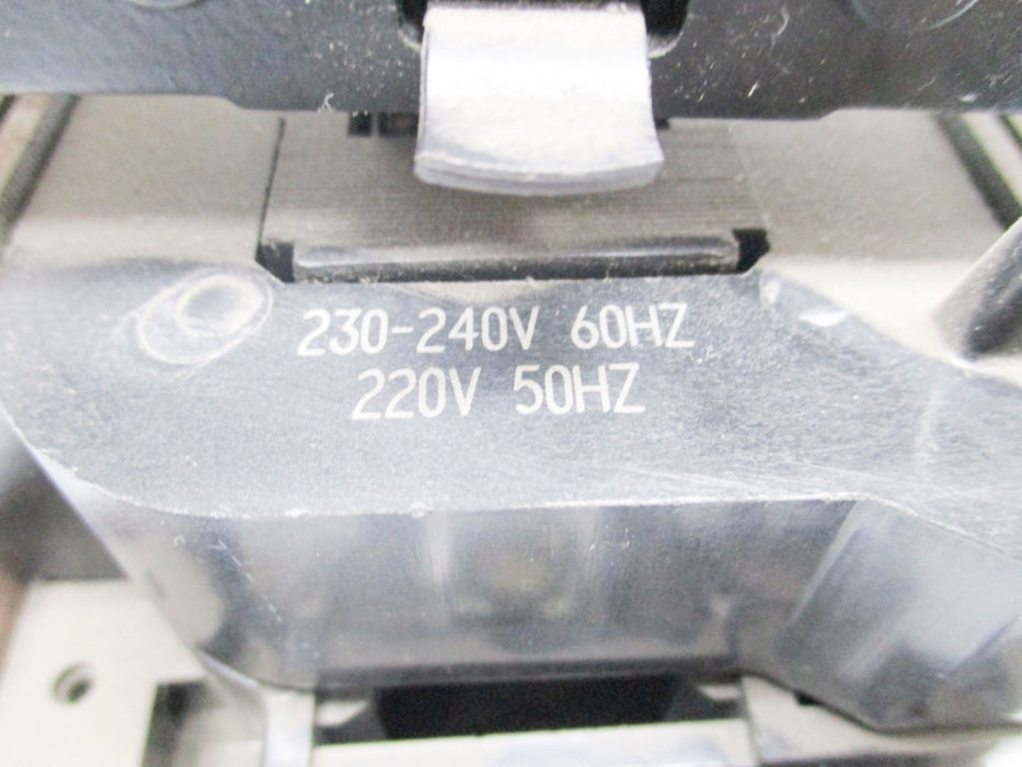 GENERAL ELECTRIC CR305D0 220V/50HZ-230-240V/60HZ NSNP