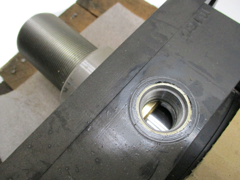 YATES CYLINDER 5" BORE  15" STROKE NSNP