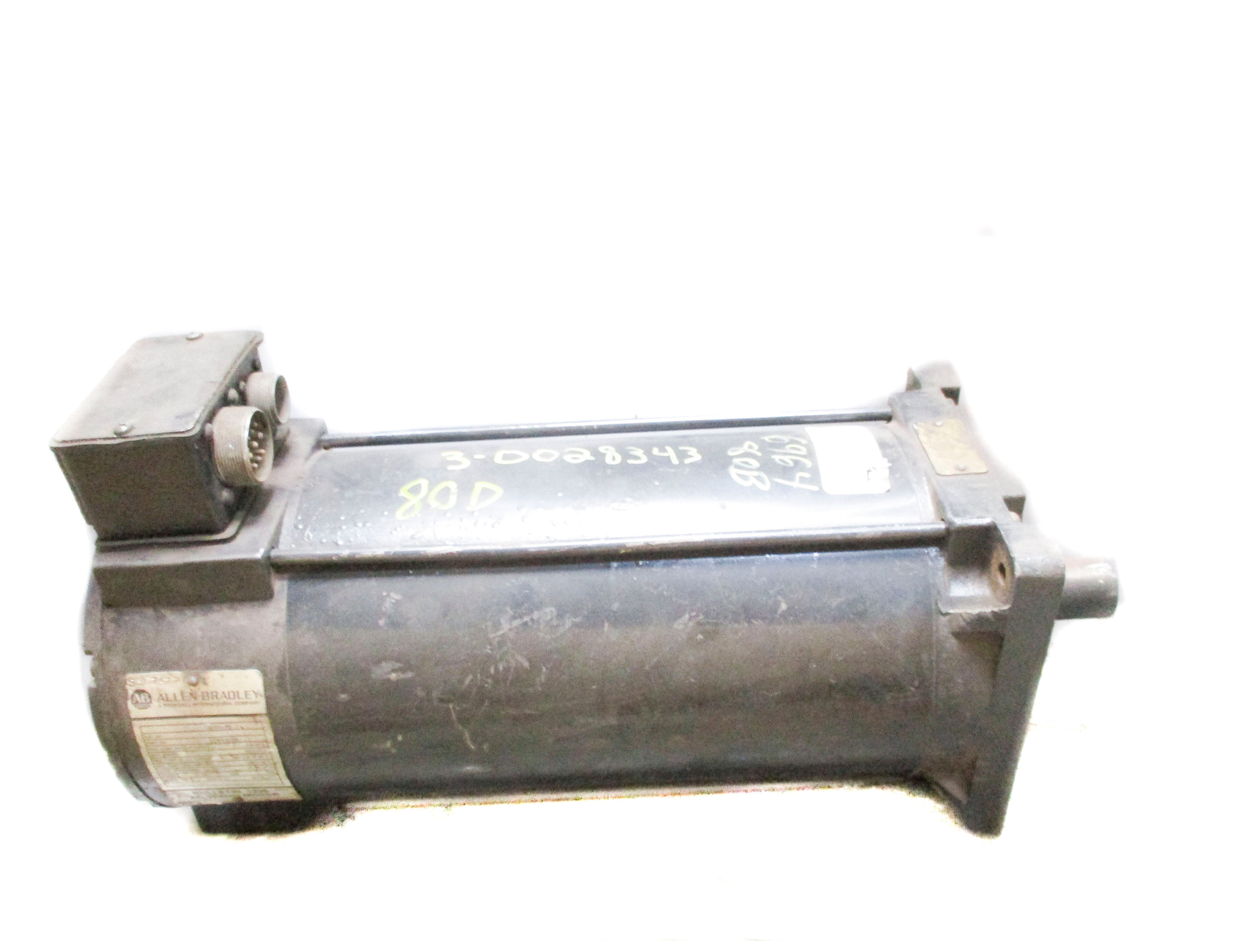ALLEN BRADLEY 1326AB-C2E-11-3396F UNMP