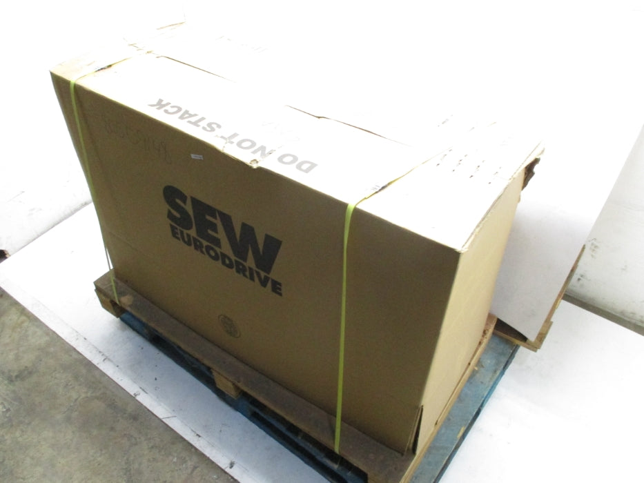 SEW-EURODRIVE FA97/GDRE132S4 NSFS