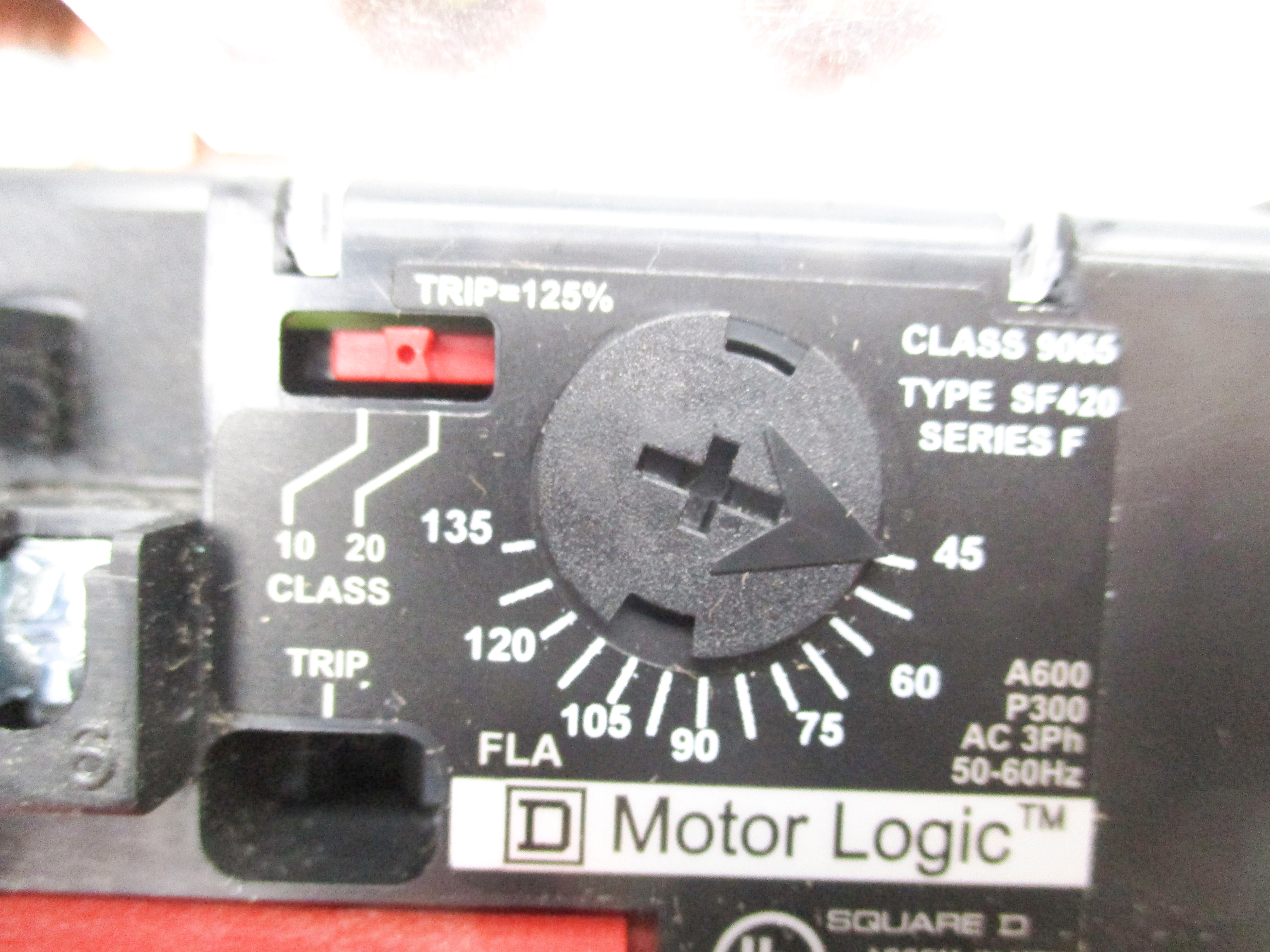 SQUARE D 9065SF420 SER. F 45-135A NSMP