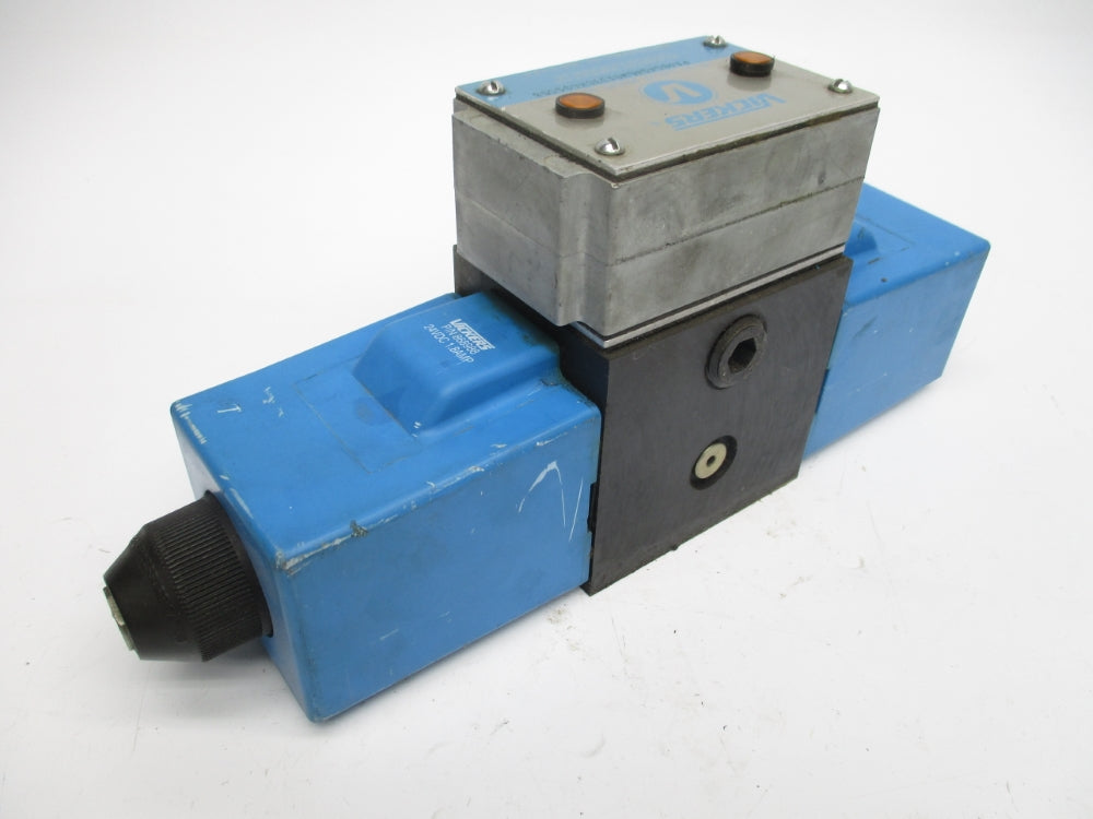 VICKERS PA4DG4S4LW0133CH60S558 24VDC NSNP